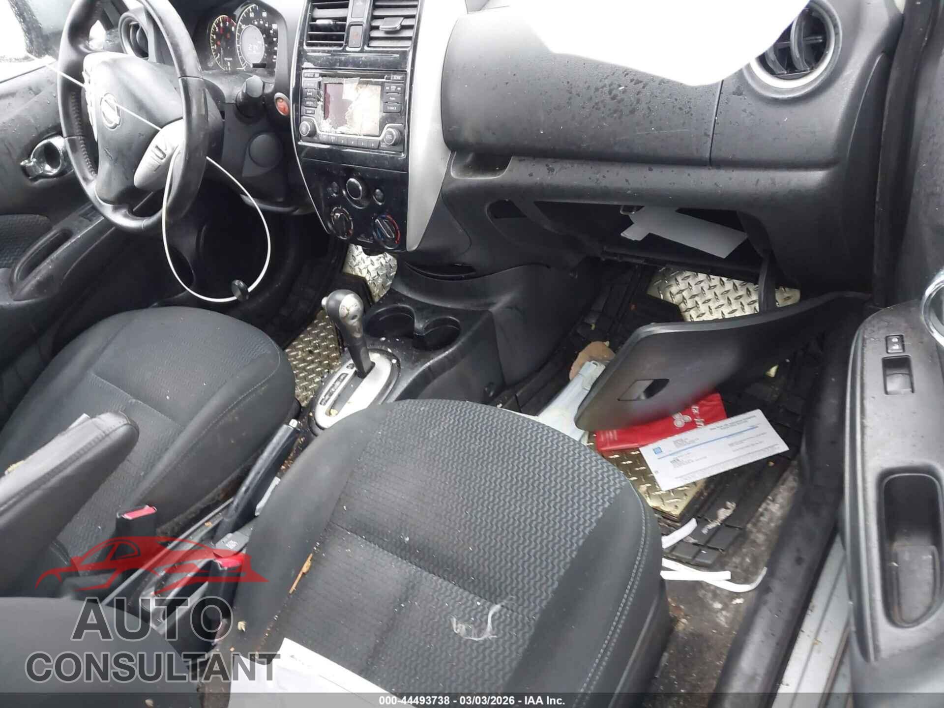 NISSAN VERSA NOTE 2015 - 3N1CE2CP2FL355334