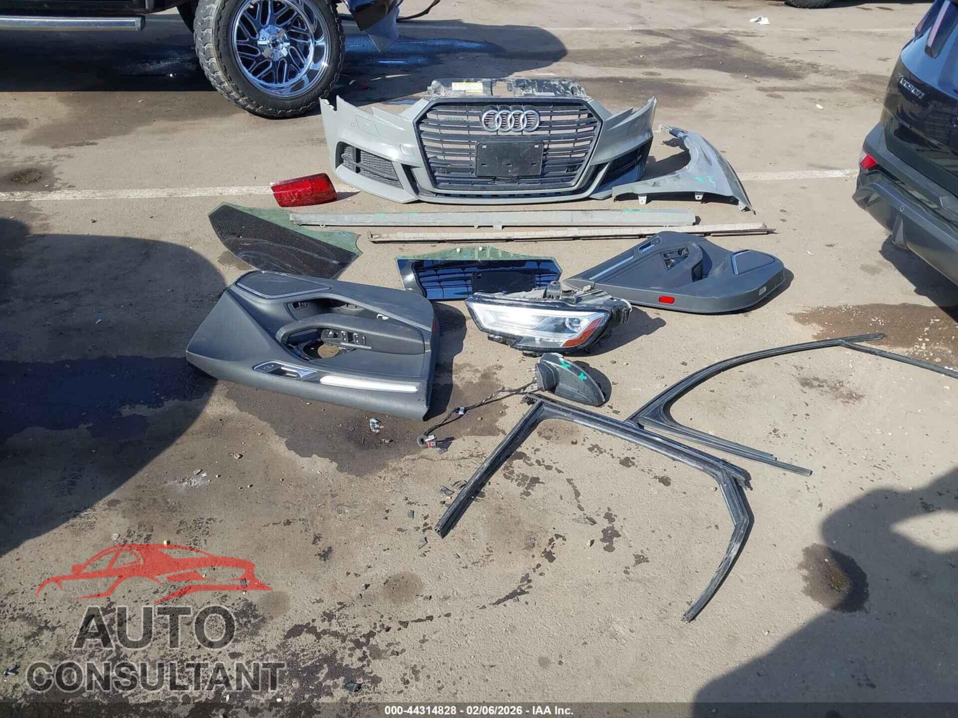 AUDI A3 2020 - WAUJEGFF2LA103281