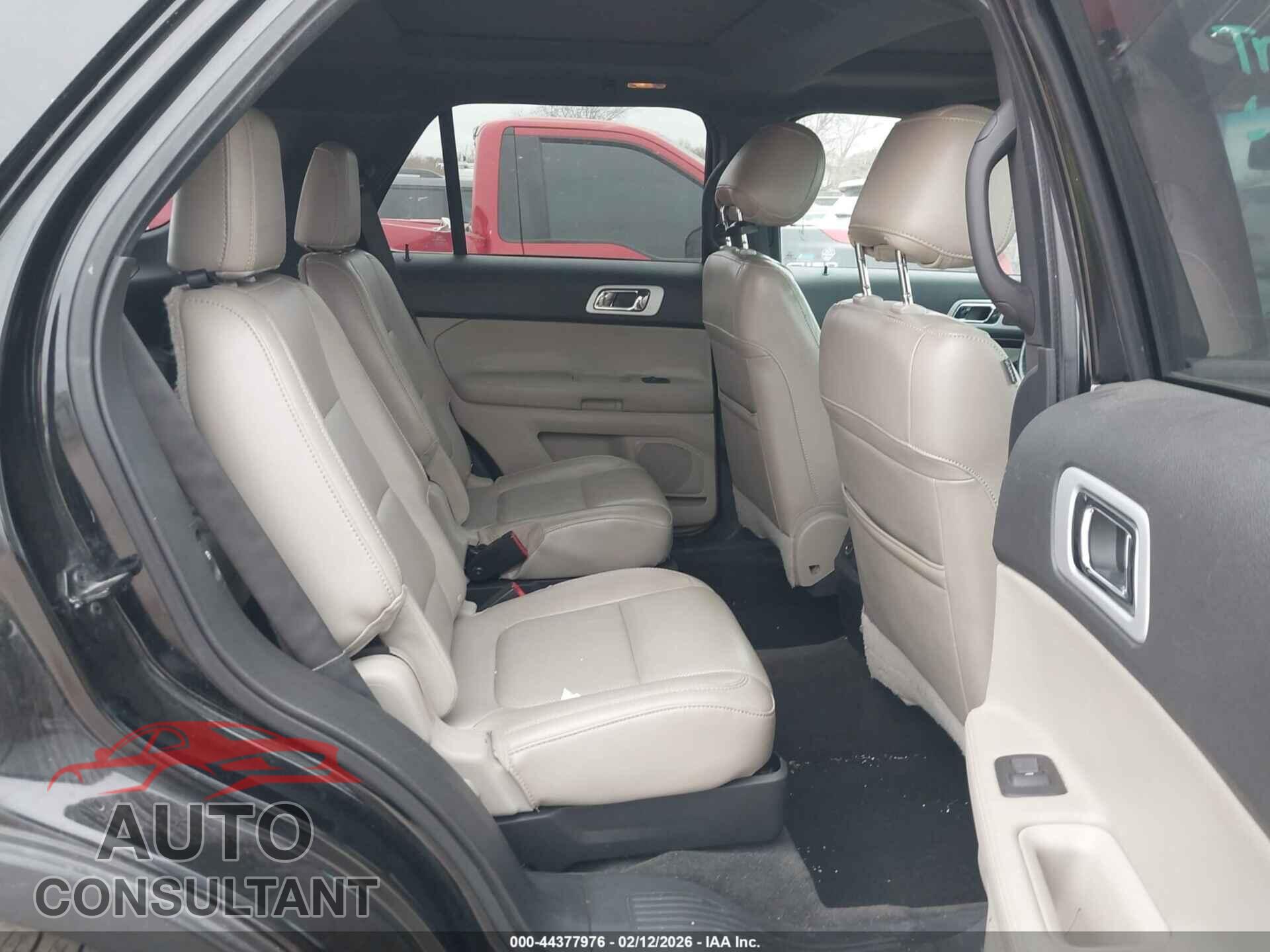 FORD EXPLORER 2011 - 1FMHK7F84BGA92657