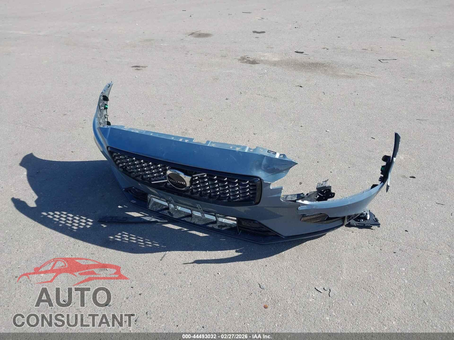 VOLVO S60 2024 - 7JRL12TKXRG323237