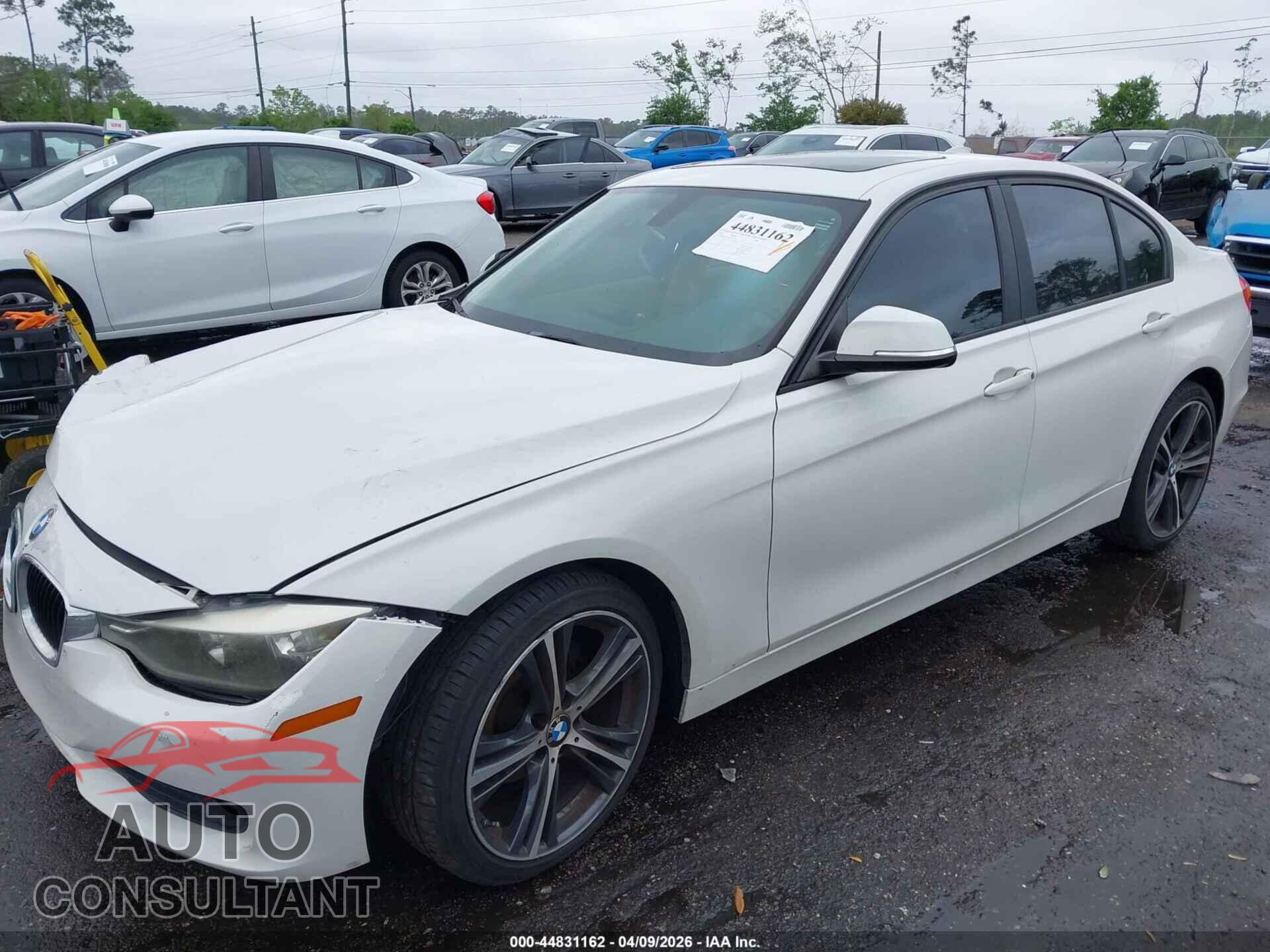 BMW 320I 2014 - WBA3B1C52EK131864