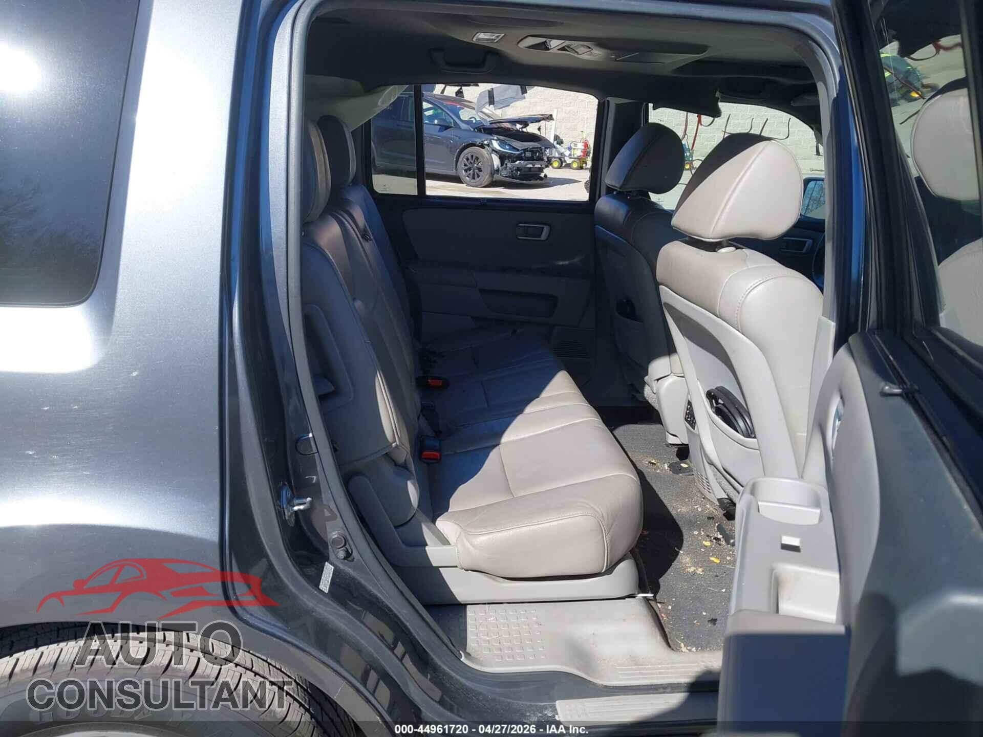 HONDA PILOT 2012 - 5FNYF3H97CB006471