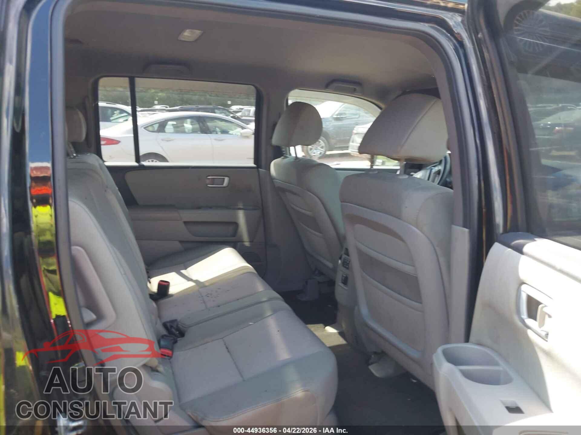 HONDA PILOT 2011 - 5FNYF3H45BB043814