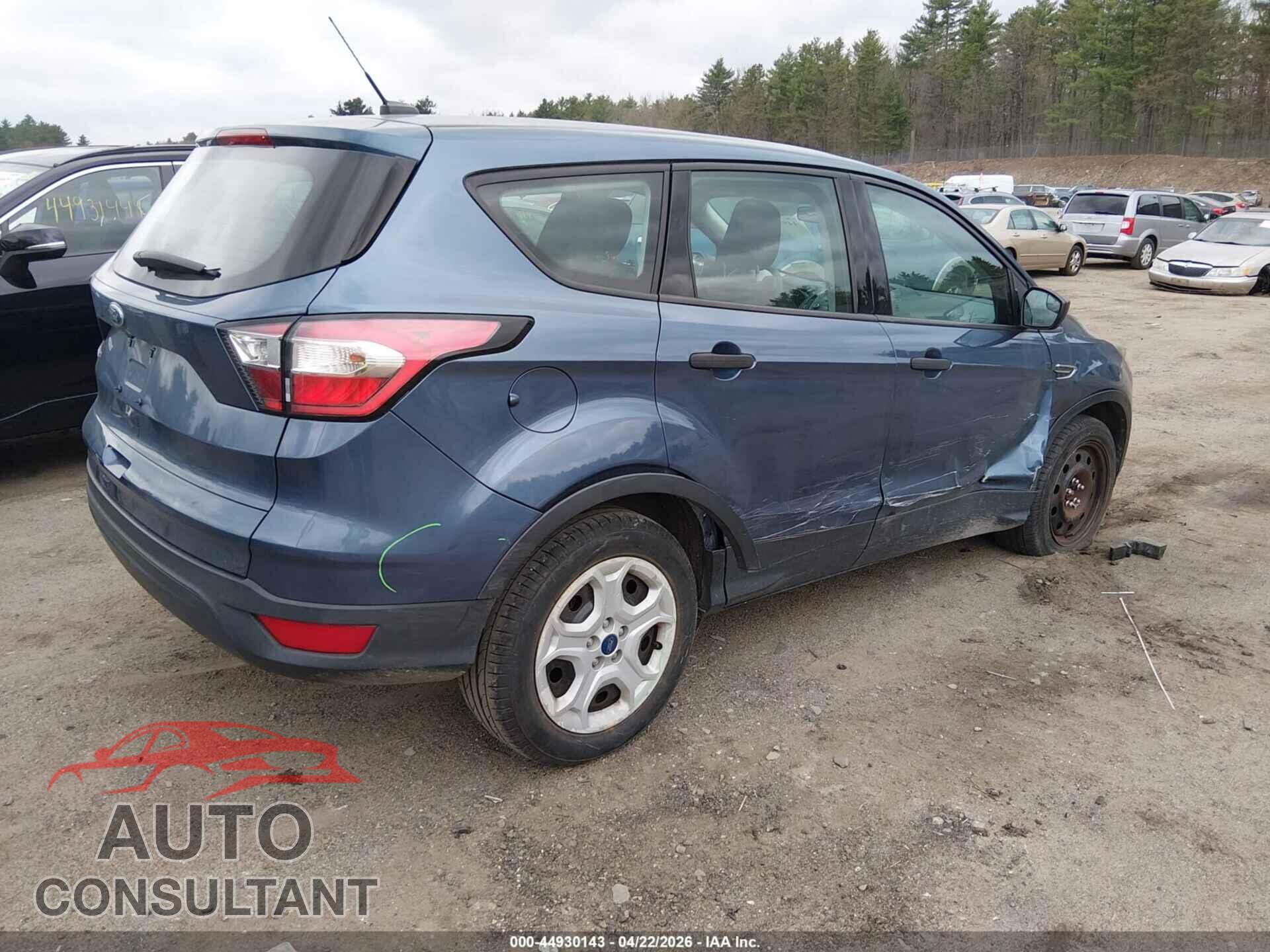 FORD ESCAPE 2018 - 1FMCU0F71JUA59456