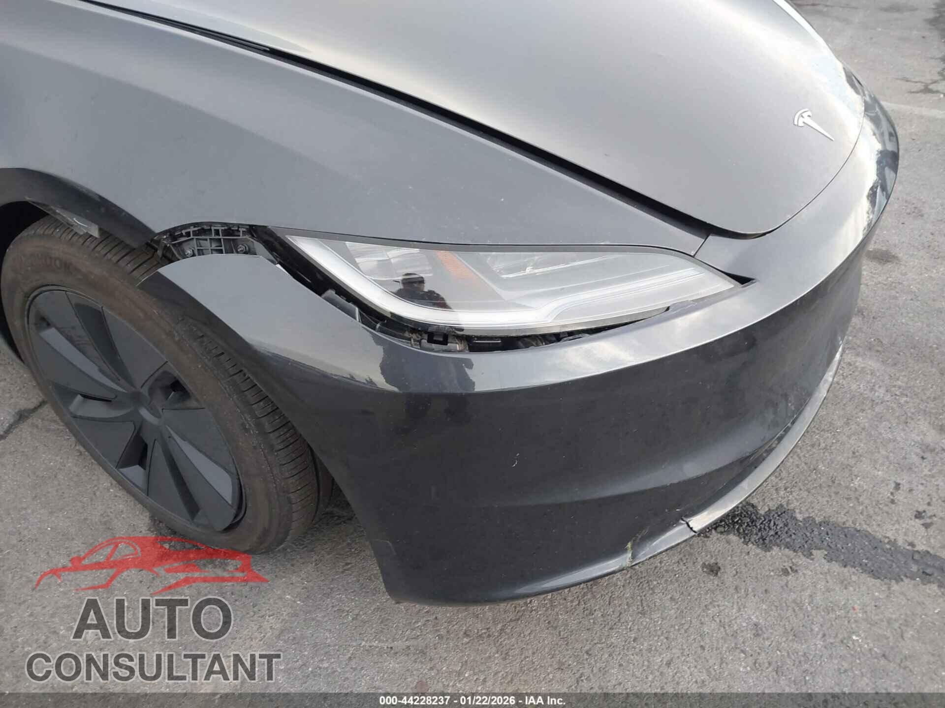 TESLA MODEL 3 2025 - 5YJ3E1EA9SF987580