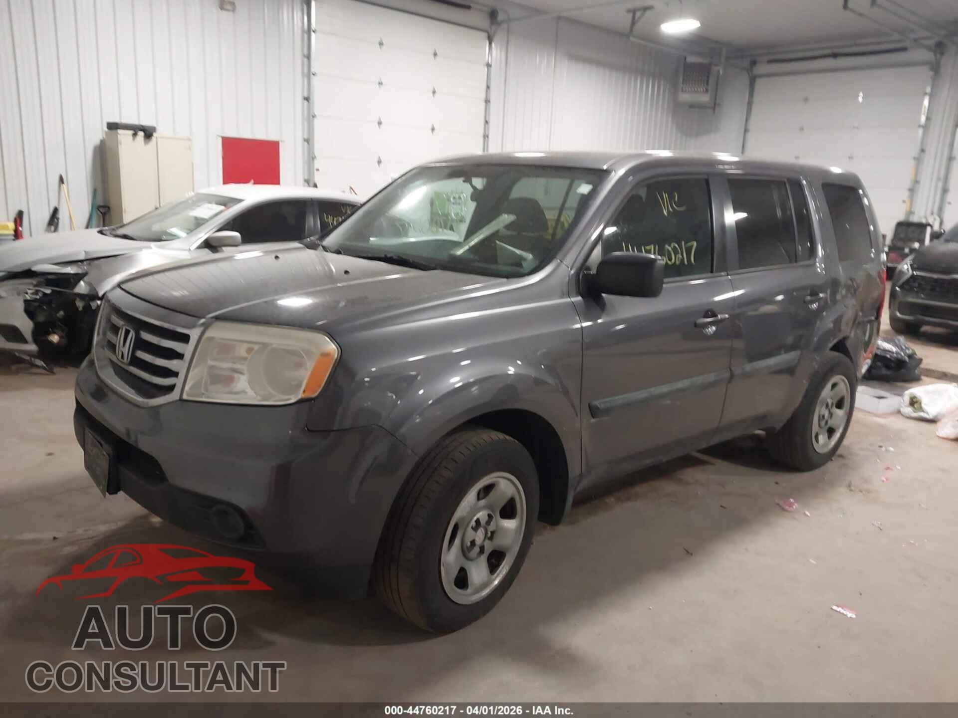 HONDA PILOT 2015 - 5FNYF4H28FB067695