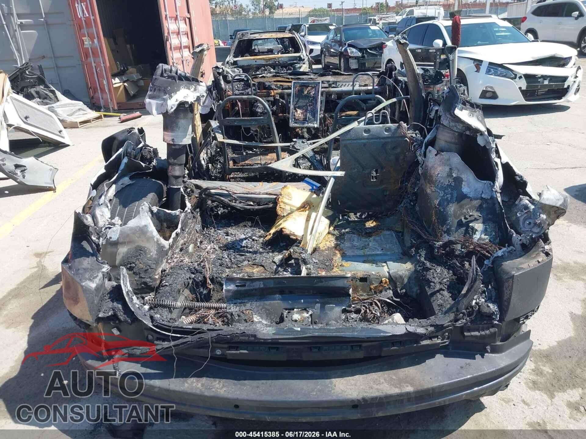 TESLA MODEL S 2013 - 5YJSA1DP7DFP18297