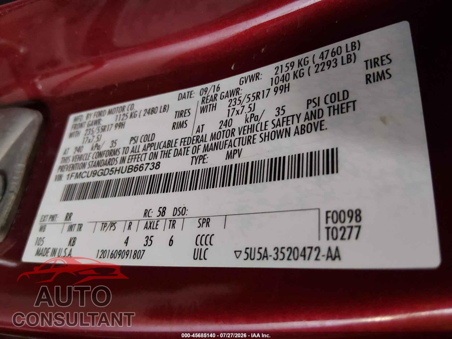 FORD ESCAPE 2017 - 1FMCU9GD5HUB66738