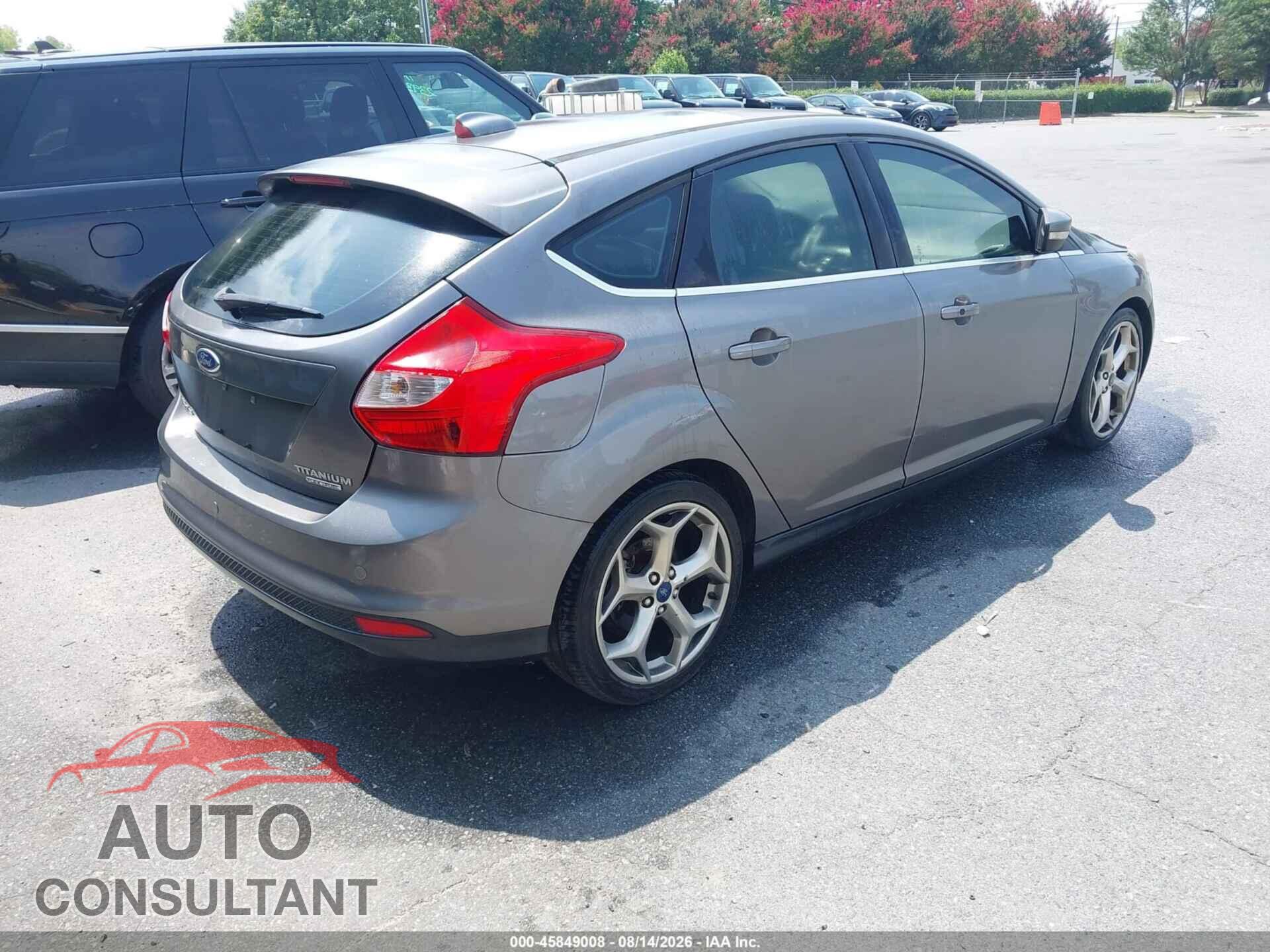 FORD FOCUS 2014 - 1FADP3N28EL447017