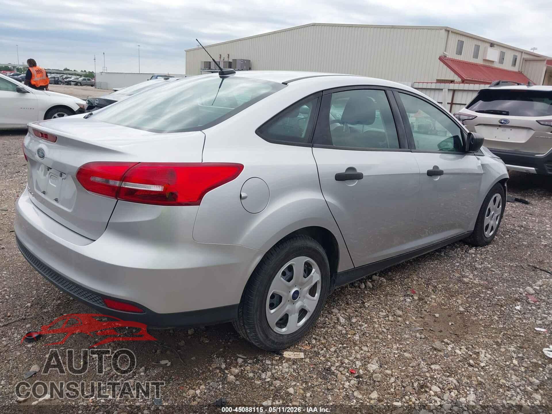 FORD FOCUS 2017 - 1FADP3E21HL342372