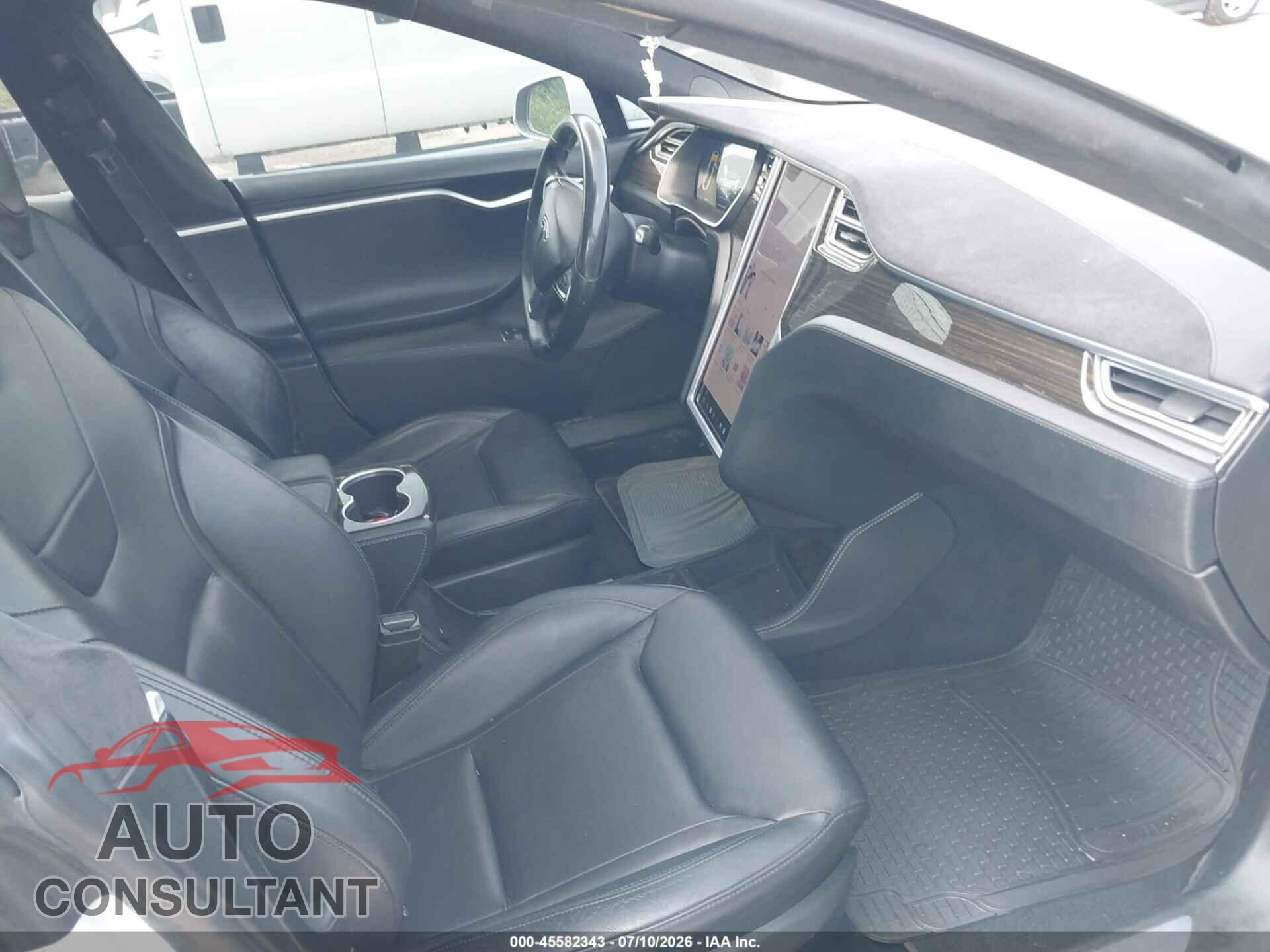 TESLA MODEL S 2015 - 5YJSA1E24FF109223