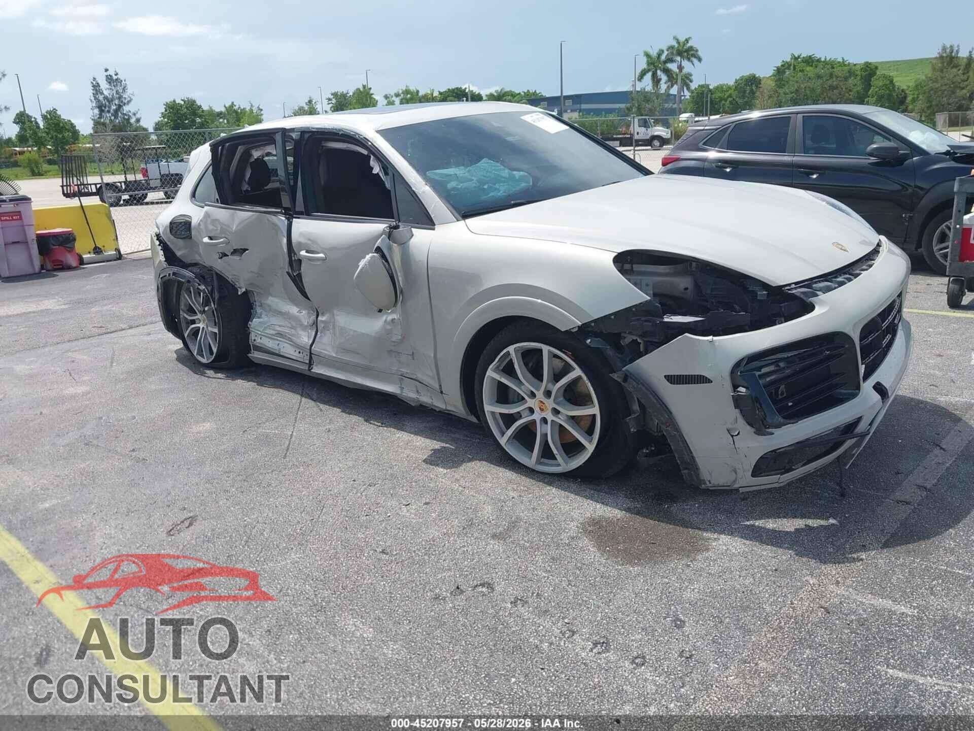 PORSCHE CAYENNE 2021 - WP1AB2AY2MDA27387