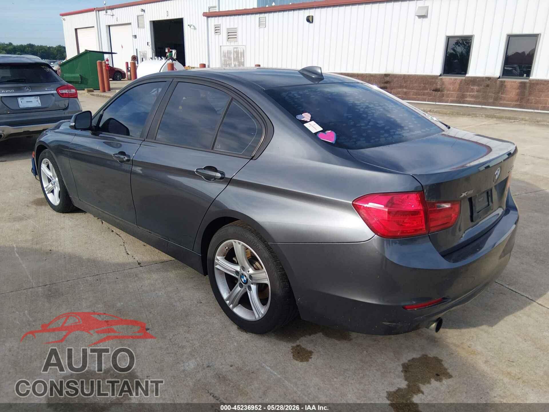 BMW 320I 2014 - WBA3C3C56EF986987