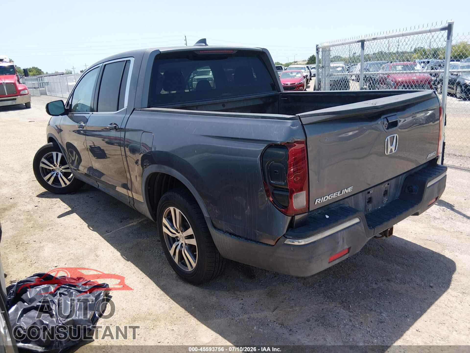 HONDA RIDGELINE 2017 - 5FPYK3F4XHB015540