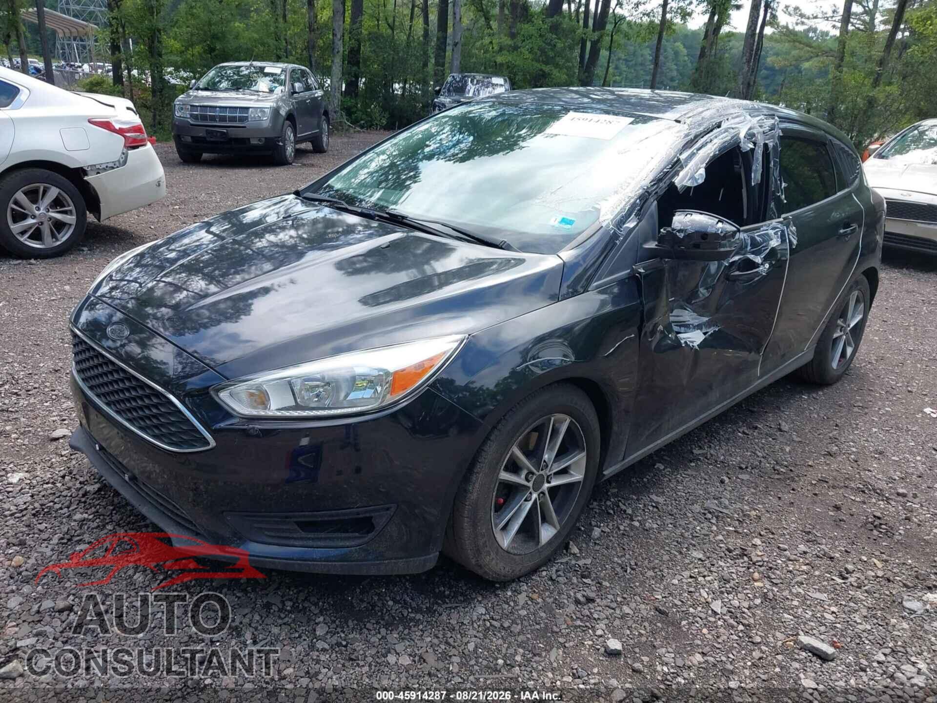 FORD FOCUS 2016 - 1FADP3K22GL397500