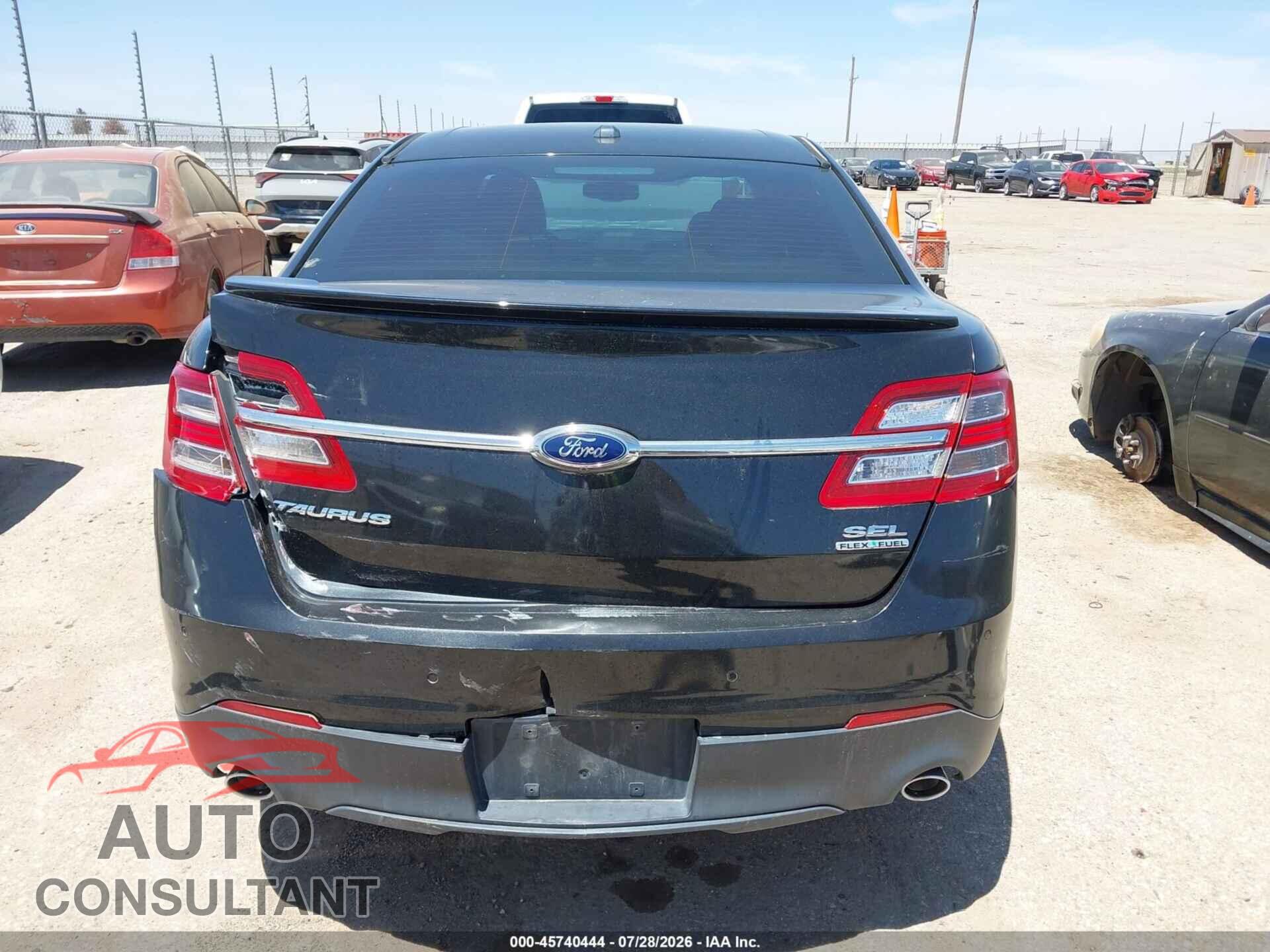 FORD TAURUS 2014 - 1FAHP2E83EG157650