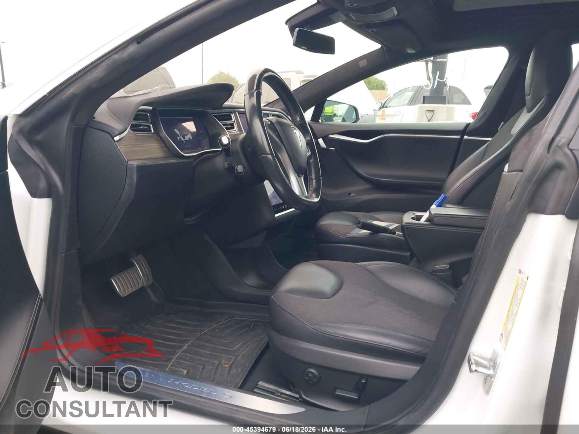TESLA MODEL S 2015 - 5YJSA1E42FF120299