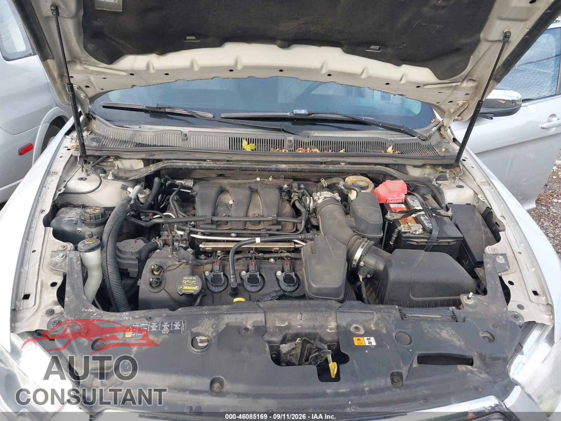FORD TAURUS 2013 - 1FAHP2E89DG136879