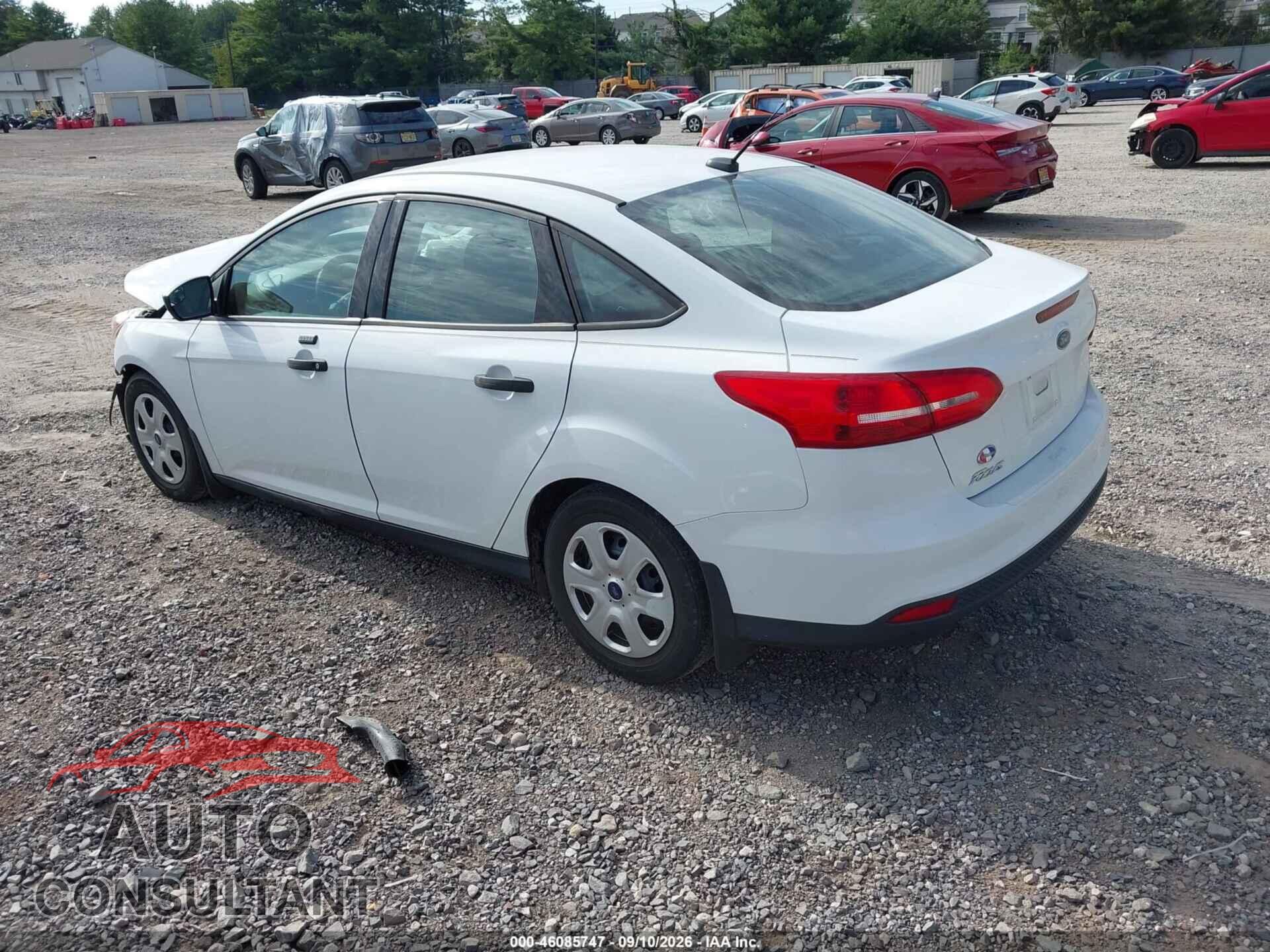 FORD FOCUS 2016 - 1FADP3E22GL226578