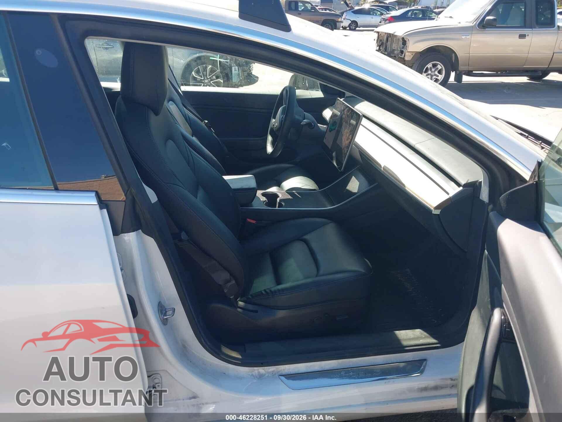 TESLA MODEL 3 2020 - 5YJ3E1EB0LF619007
