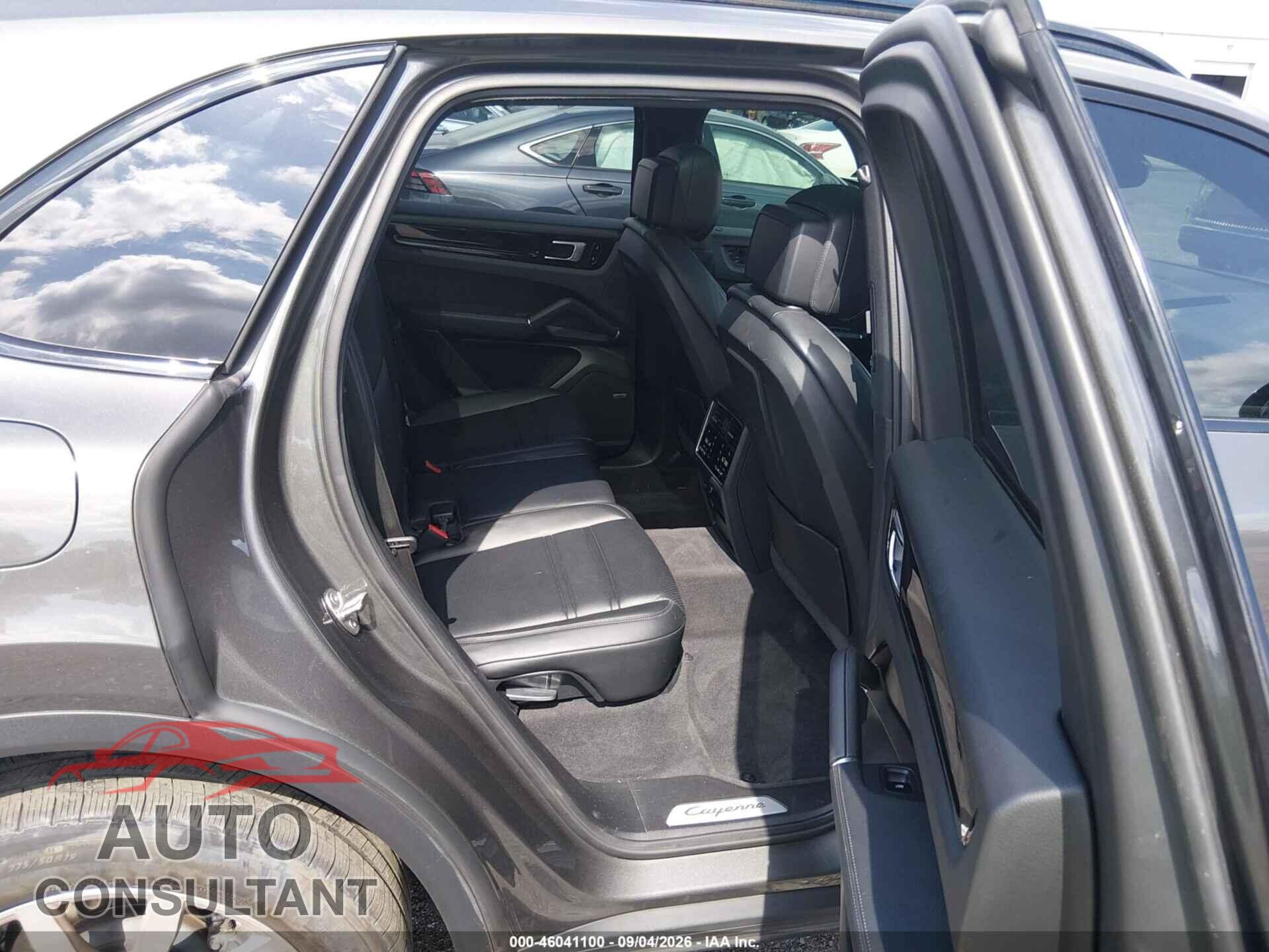 PORSCHE CAYENNE 2021 - WP1AA2AY5MDA01966