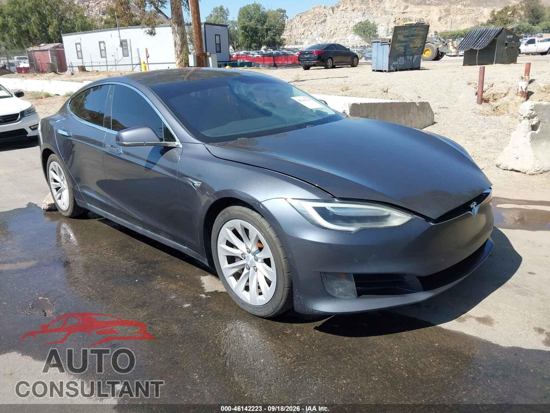 TESLA MODEL S 2017 - 5YJSA1E14HF194073