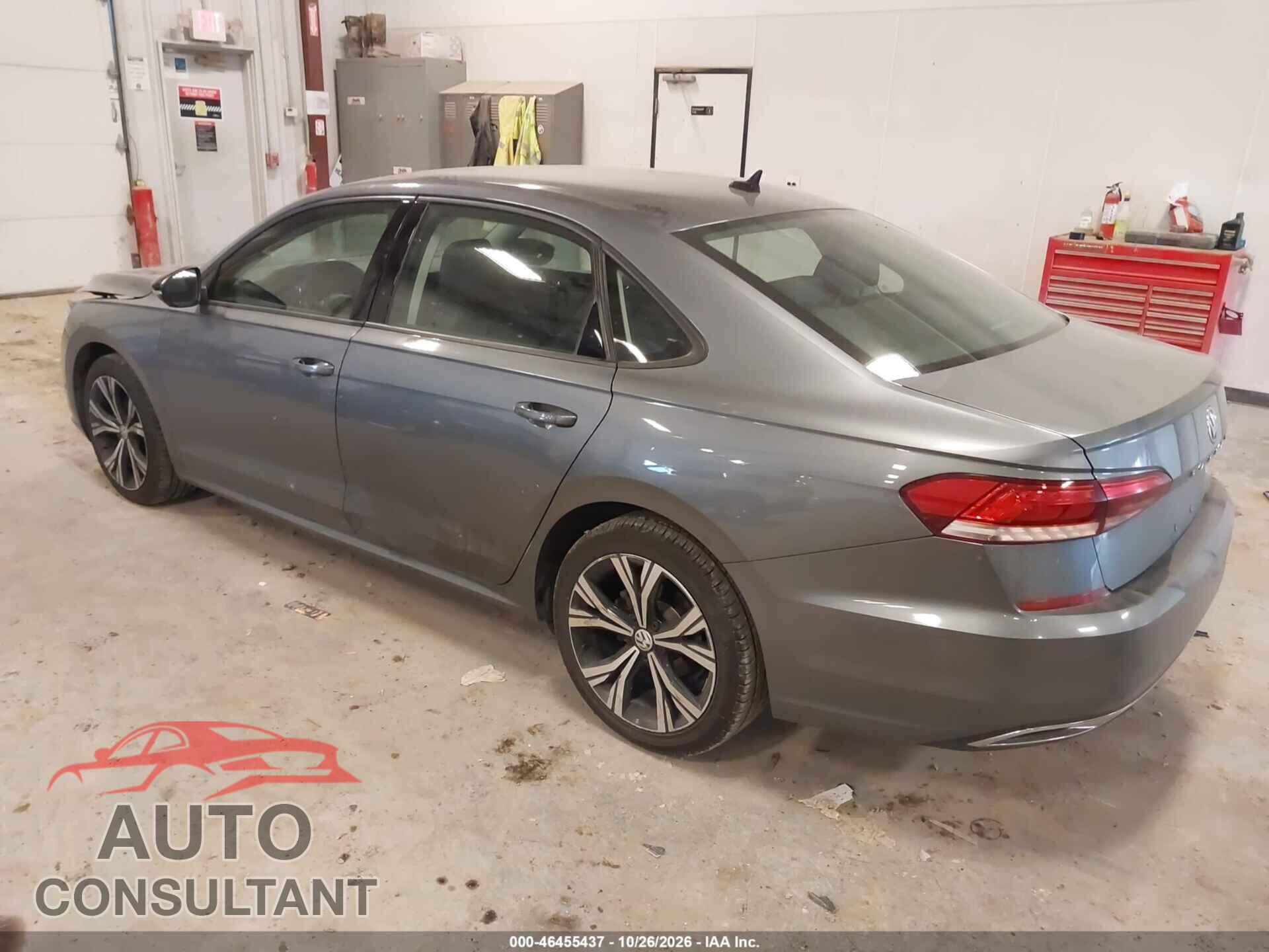 VOLKSWAGEN PASSAT 2022 - 1VWBA7A37NC009305