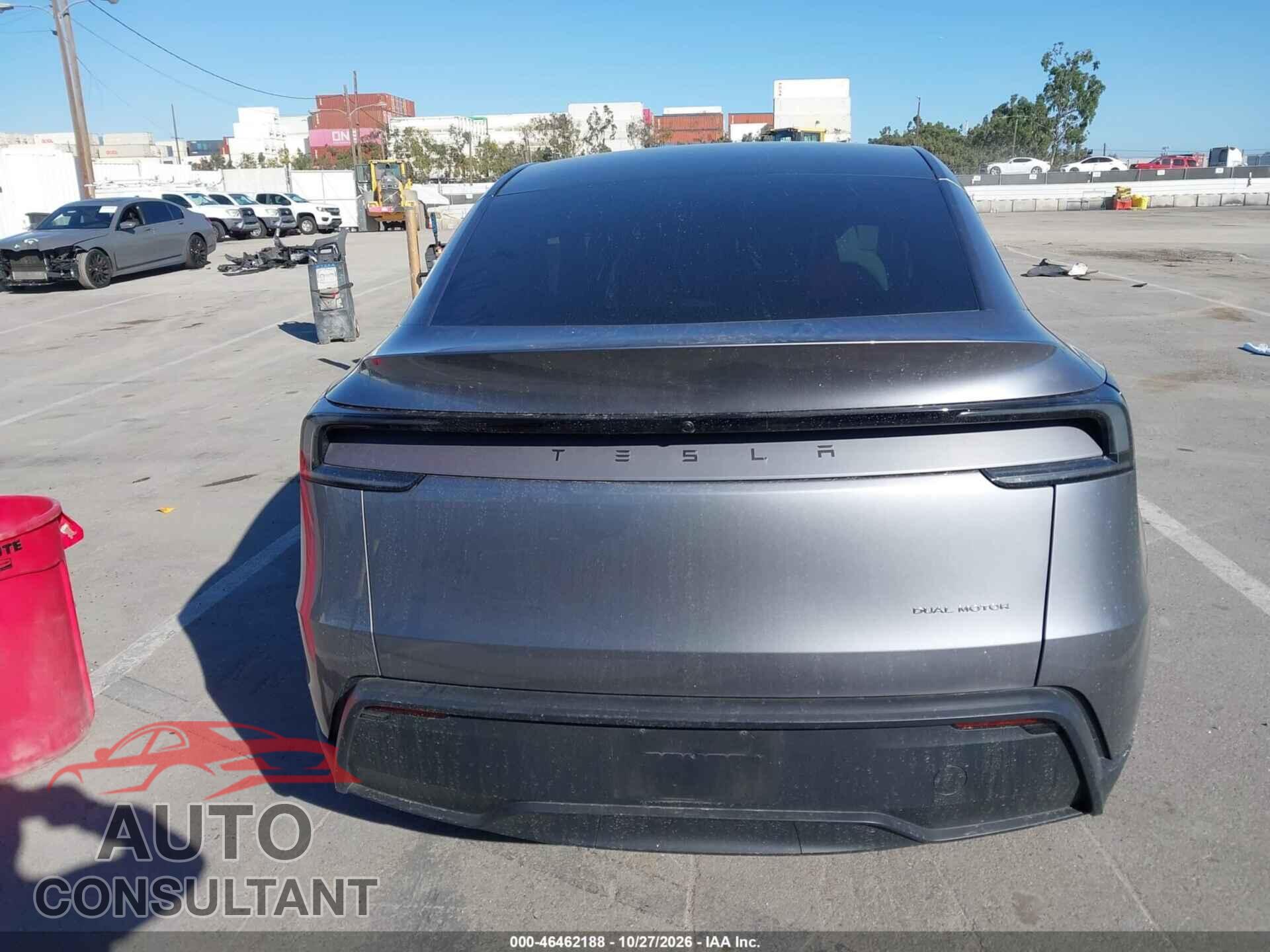 TESLA MODEL Y 2026 - 7SAYGDEE2TF350104