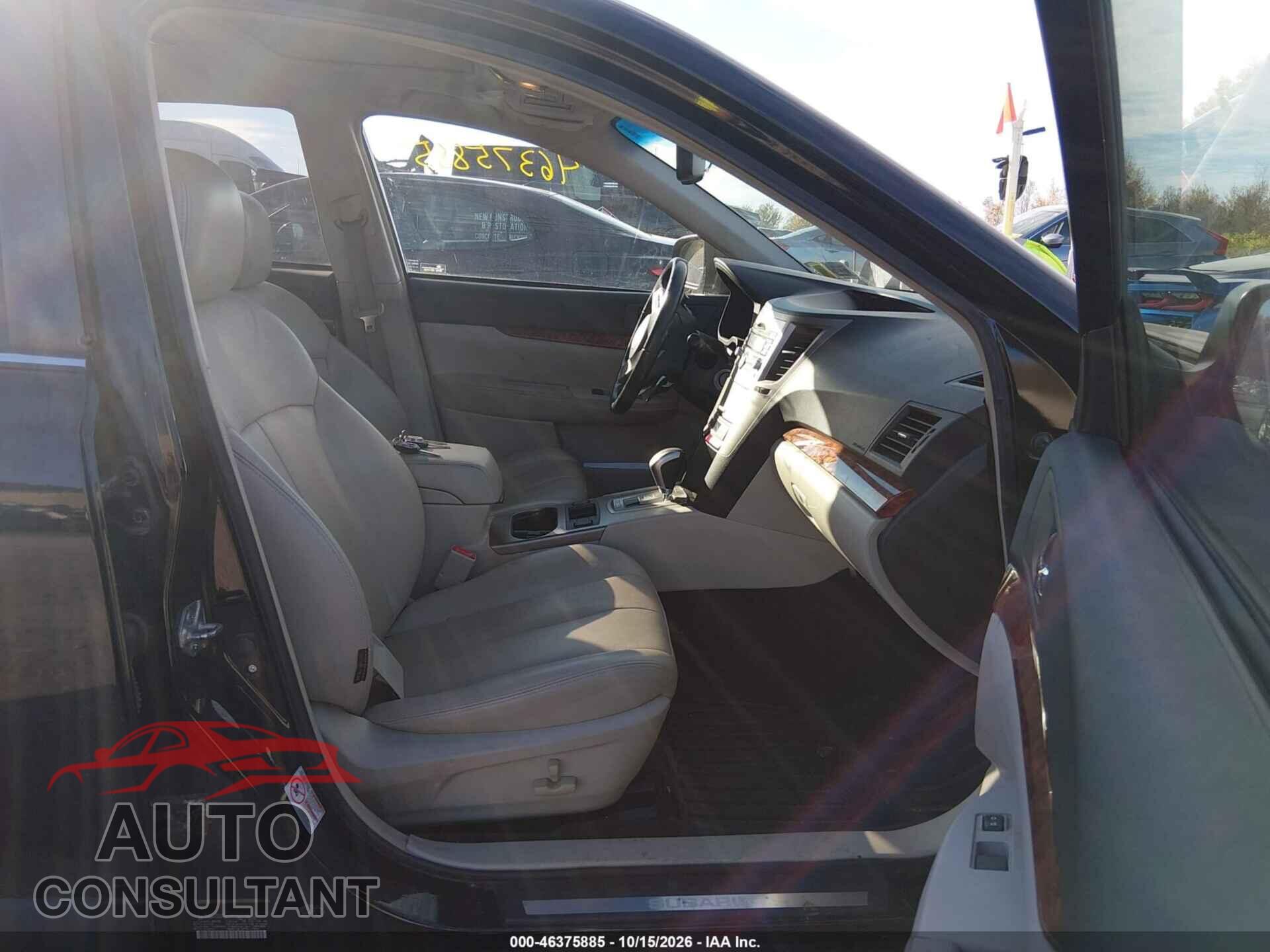 SUBARU OUTBACK 2010 - 4S4BRBKC2A3337900