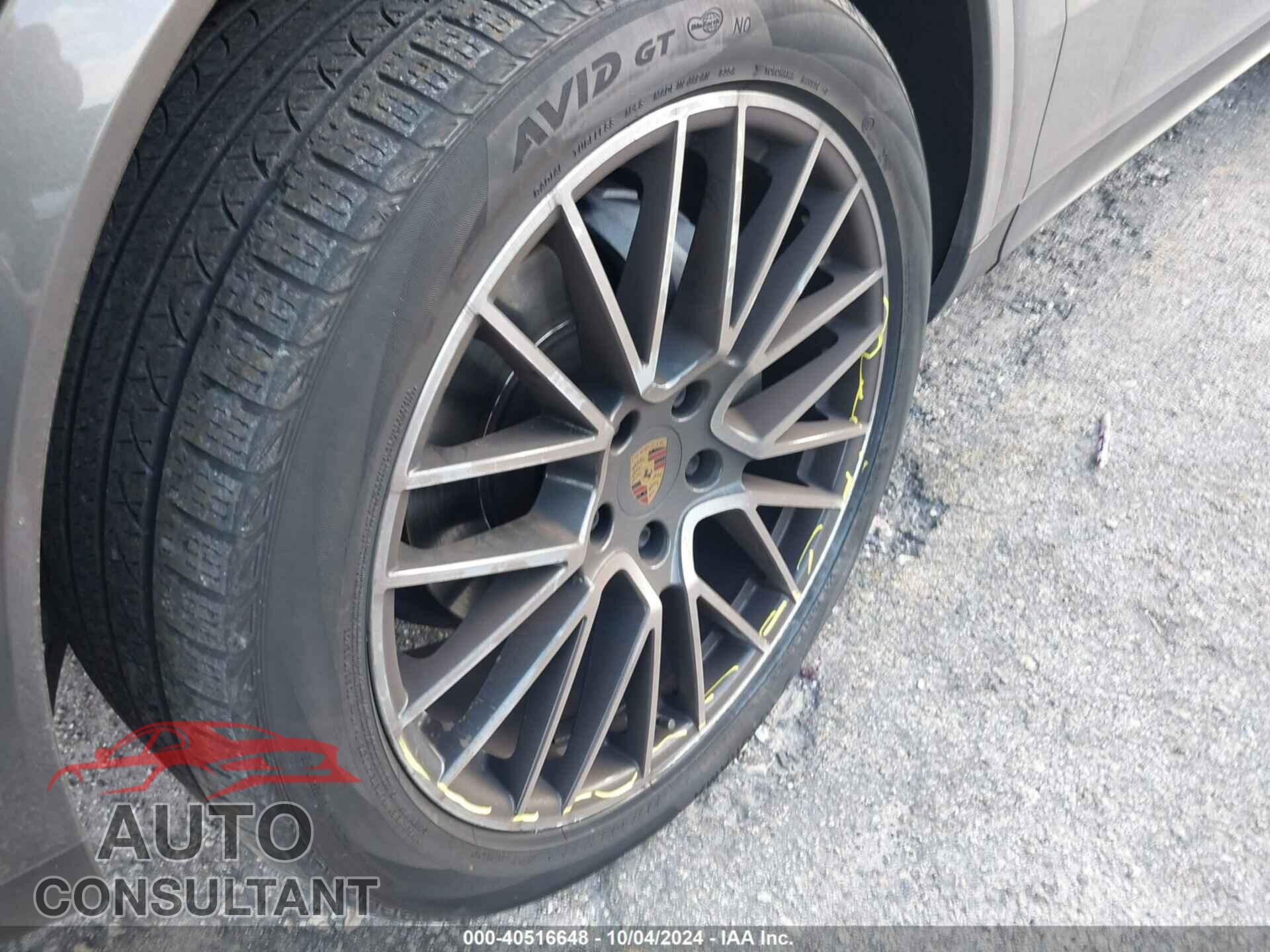 PORSCHE CAYENNE 2020 - WP1AA2AY2LDA10123