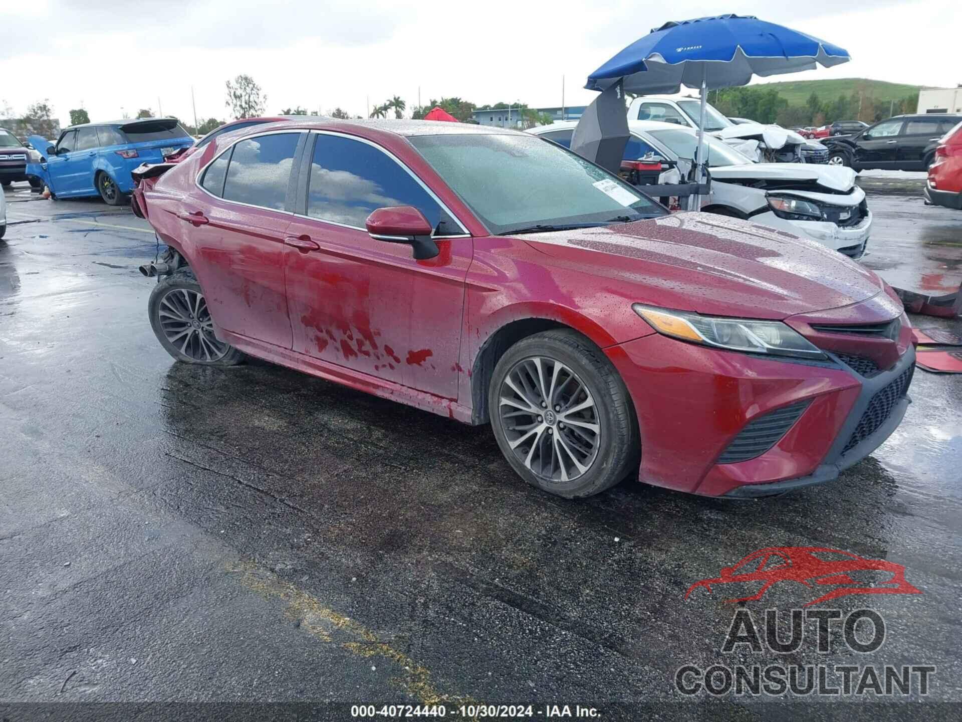 TOYOTA CAMRY 2018 - 4T1B11HKXJU537675