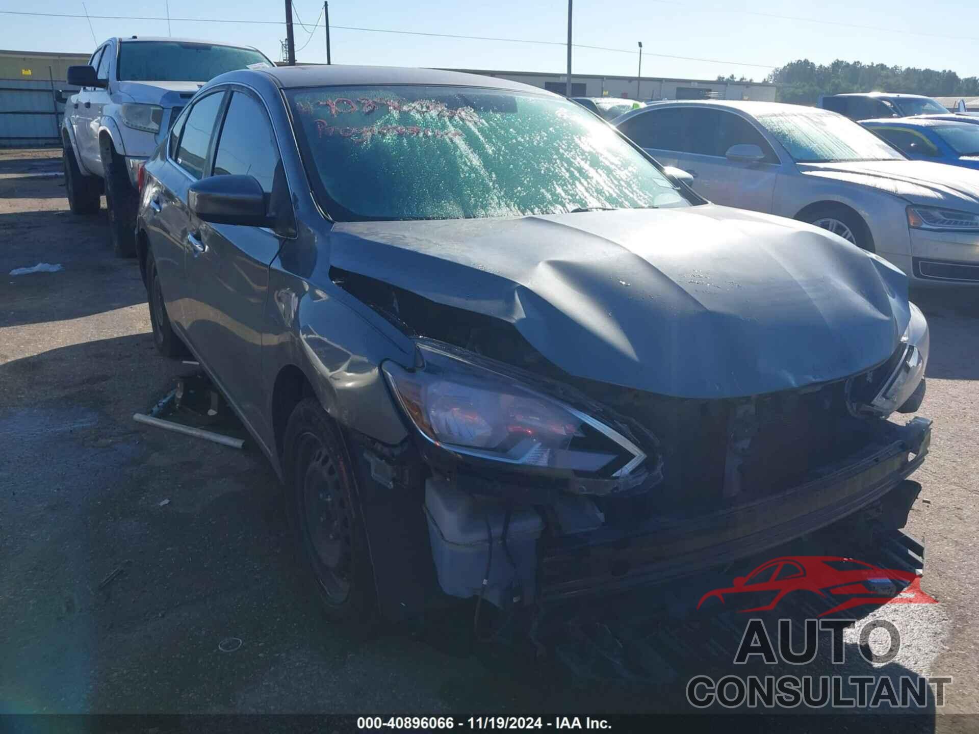 NISSAN SENTRA 2018 - 3N1AB7AP5JY297859
