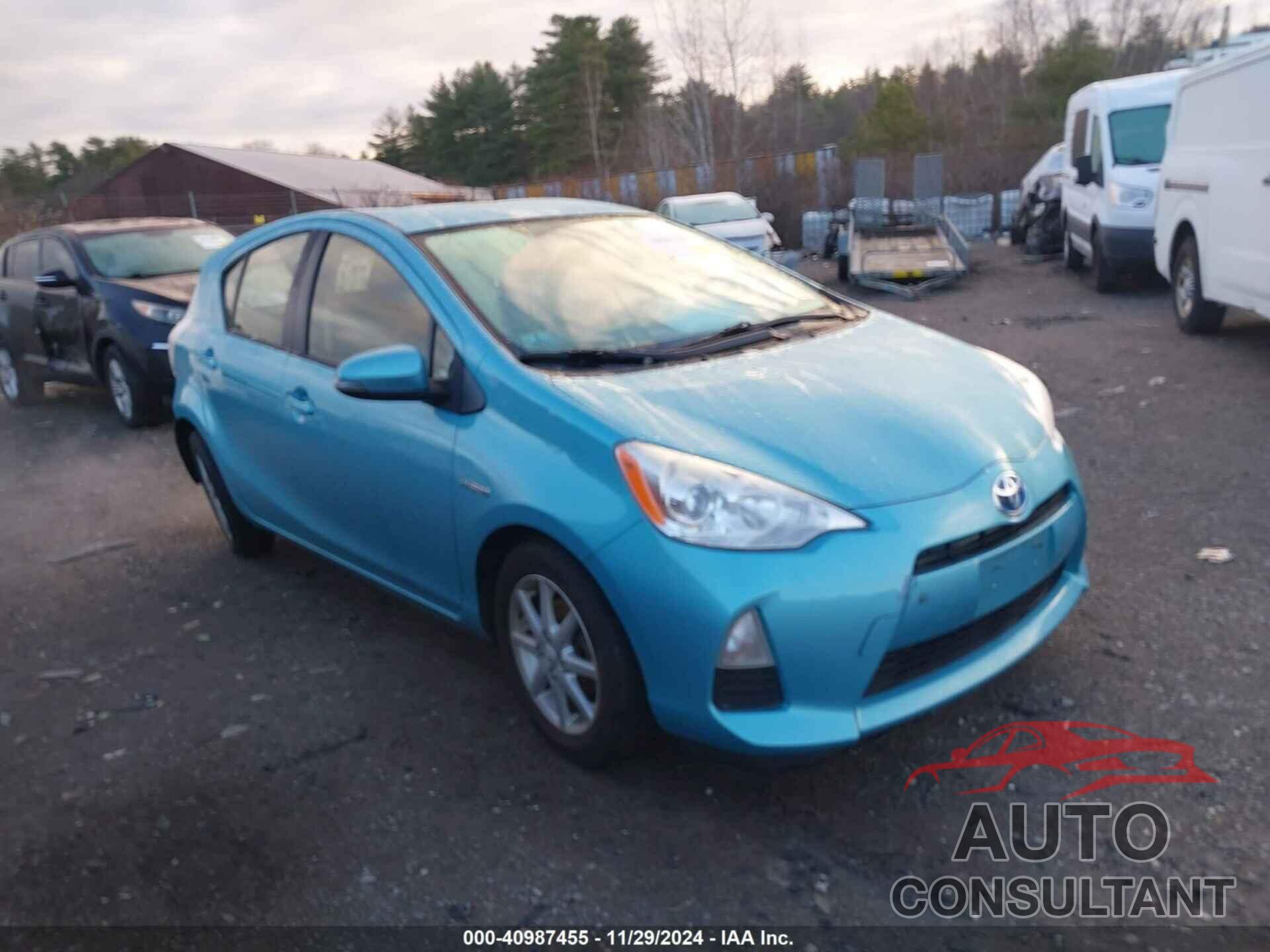 TOYOTA PRIUS C 2013 - JTDKDTB3XD1032301