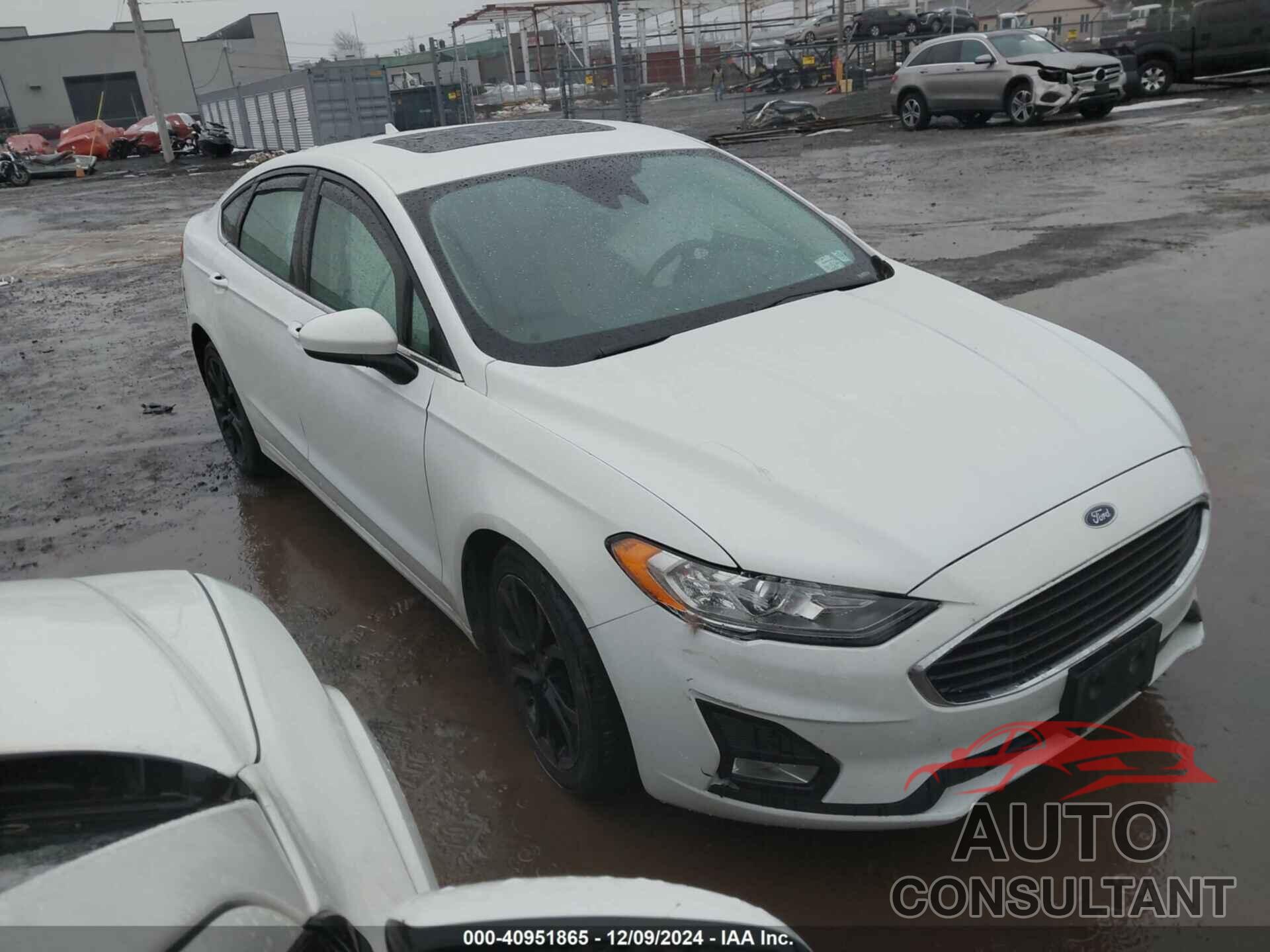 FORD FUSION 2019 - 3FA6P0HDXKR244955