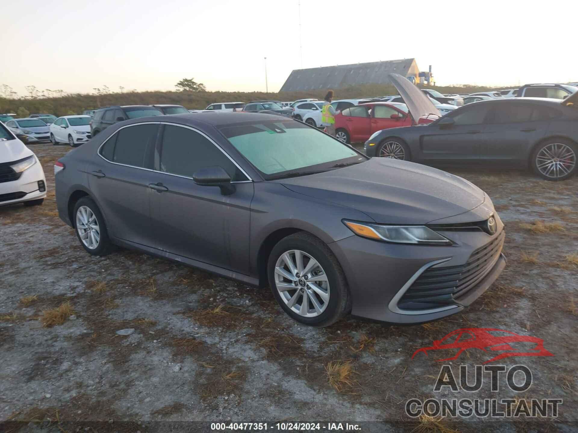 TOYOTA CAMRY 2023 - 4T1C11AK0PU120489