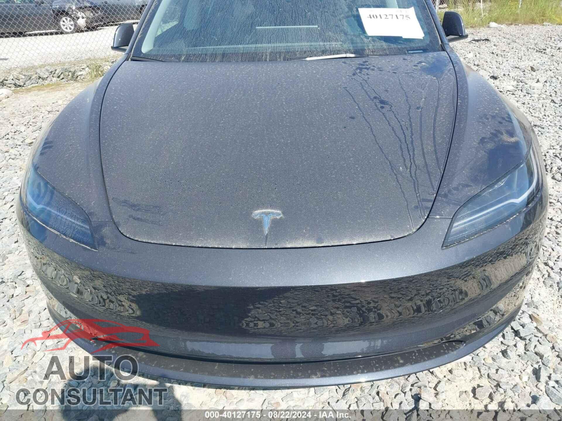 TESLA MODEL 3 2024 - 5YJ3E1EA9RF821229