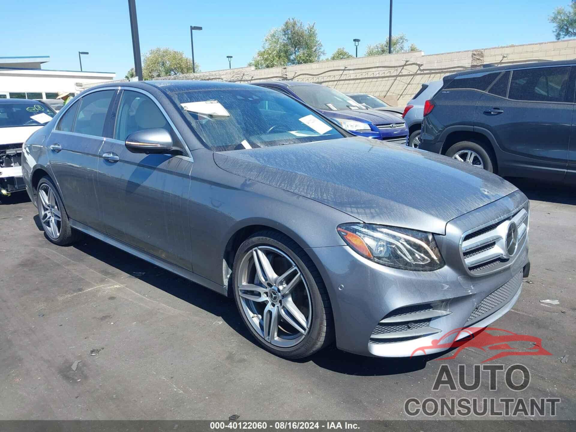 MERCEDES-BENZ E 300 2019 - WDDZF4JB9KA545405