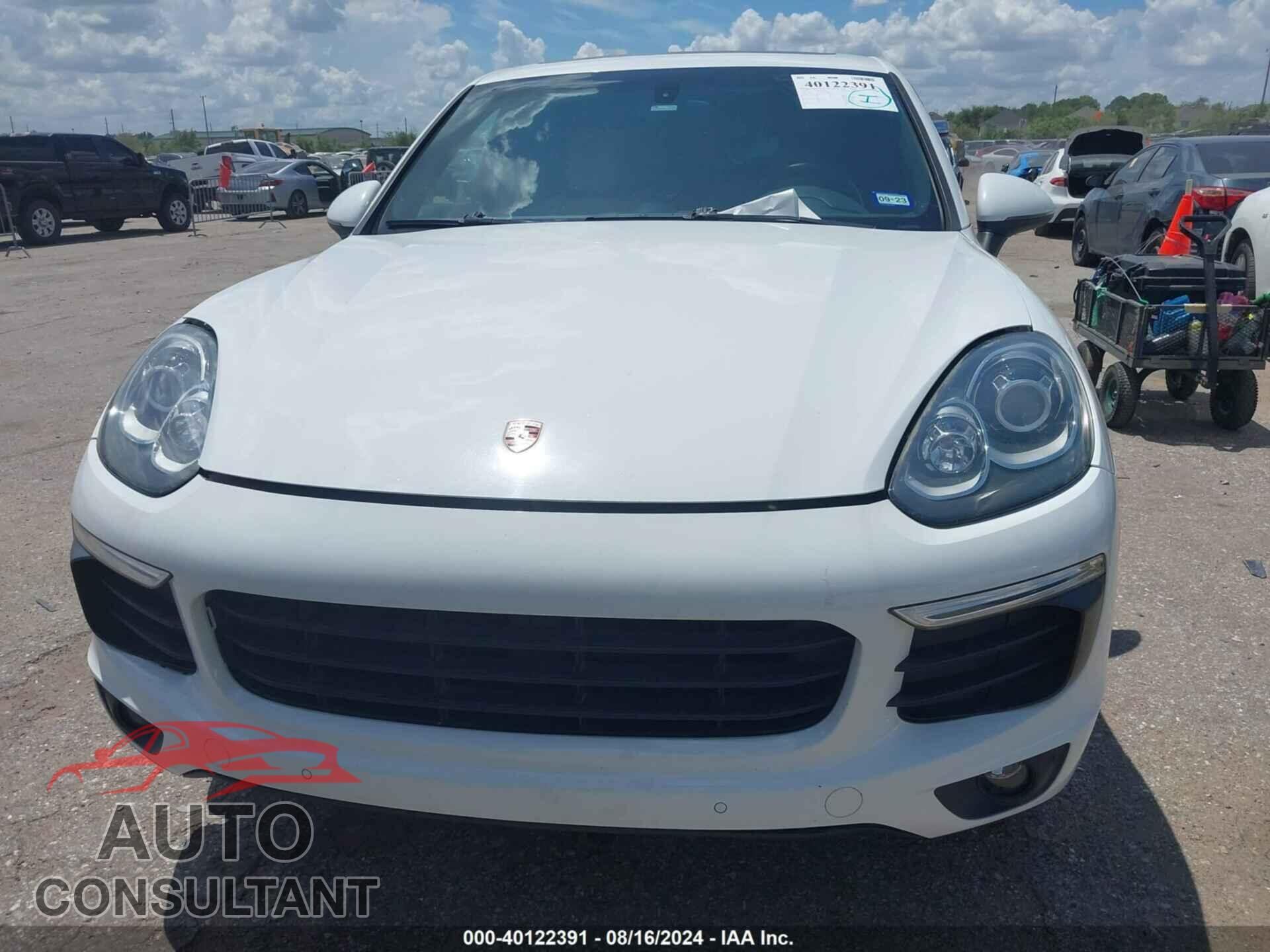 PORSCHE CAYENNE 2016 - WP1AA2A28GLA08786