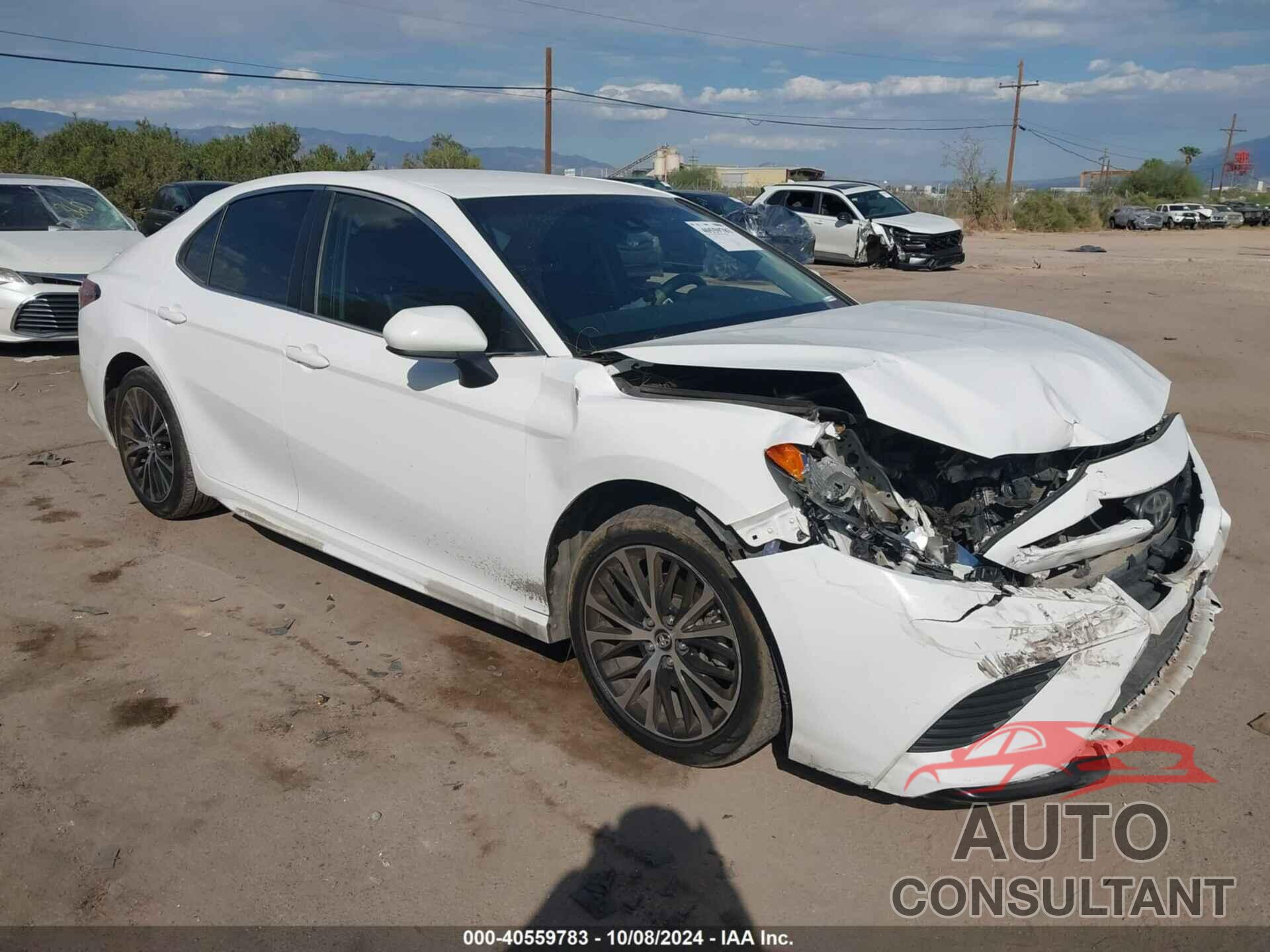 TOYOTA CAMRY 2018 - 4T1B11HK0JU037024