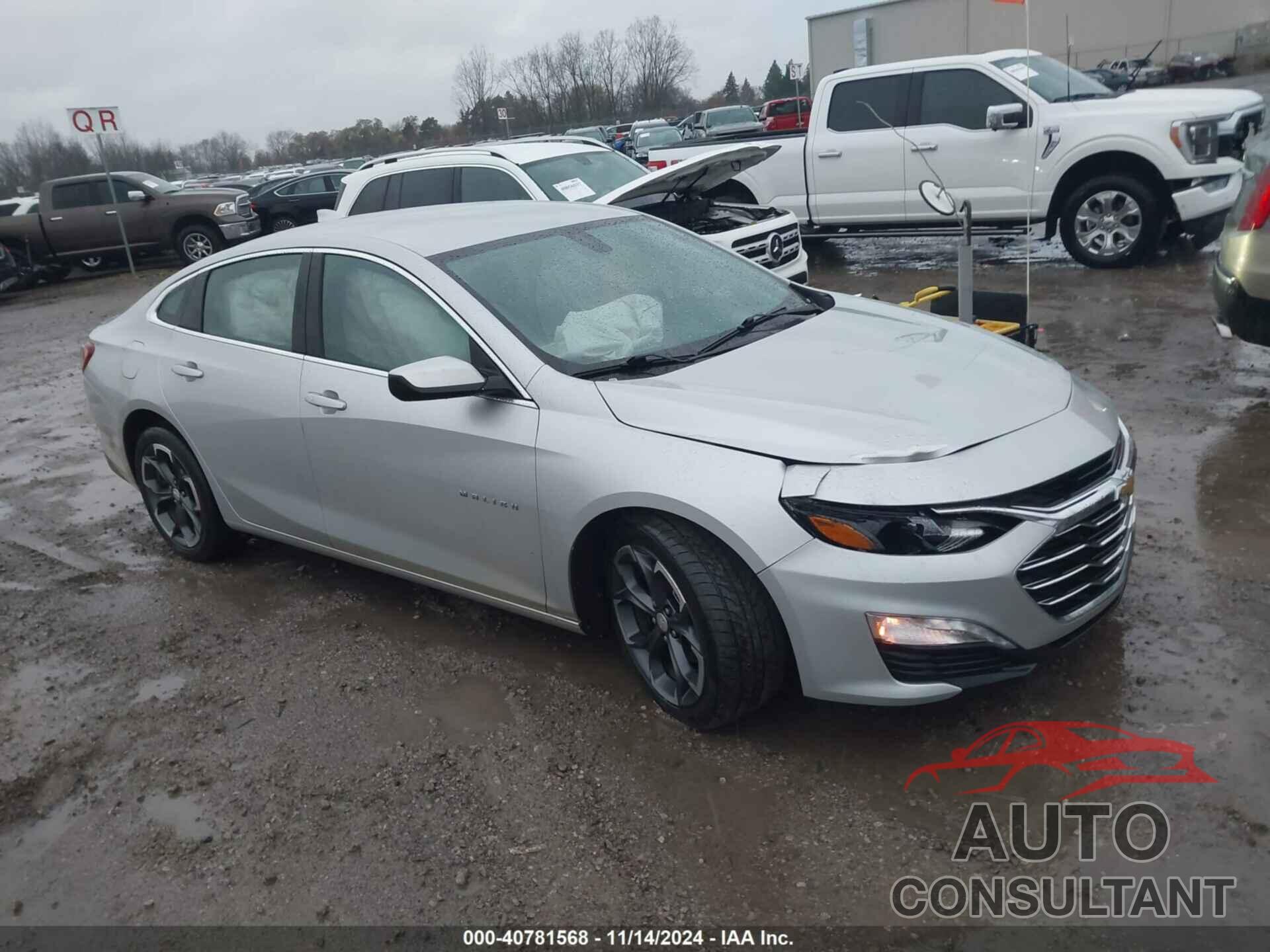 CHEVROLET MALIBU 2022 - 1G1ZD5ST2NF174052