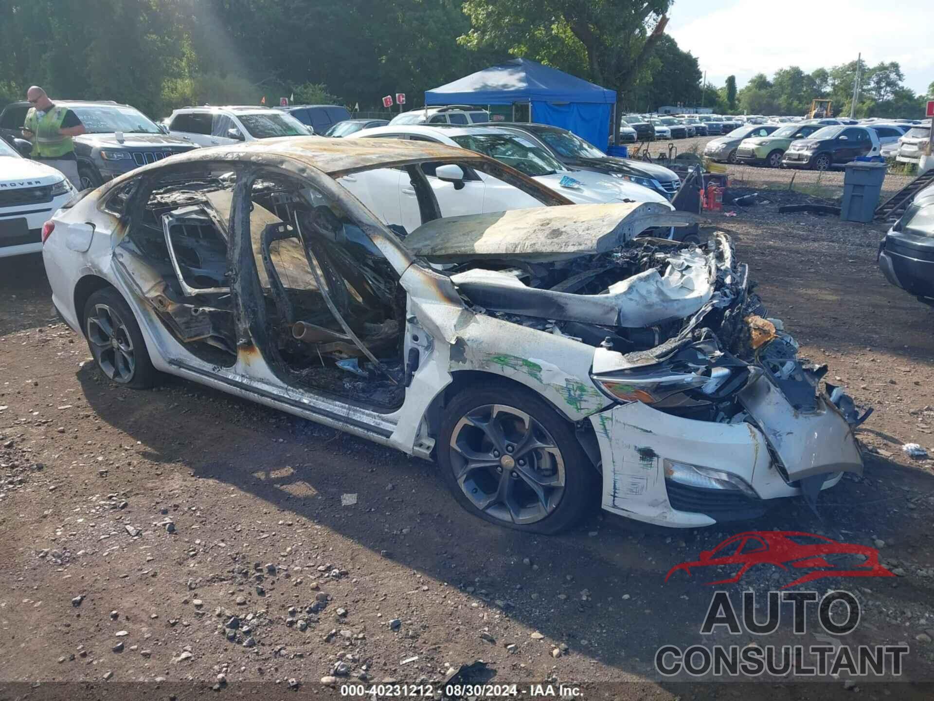 CHEVROLET MALIBU 2022 - 1G1ZD5ST2NF155453