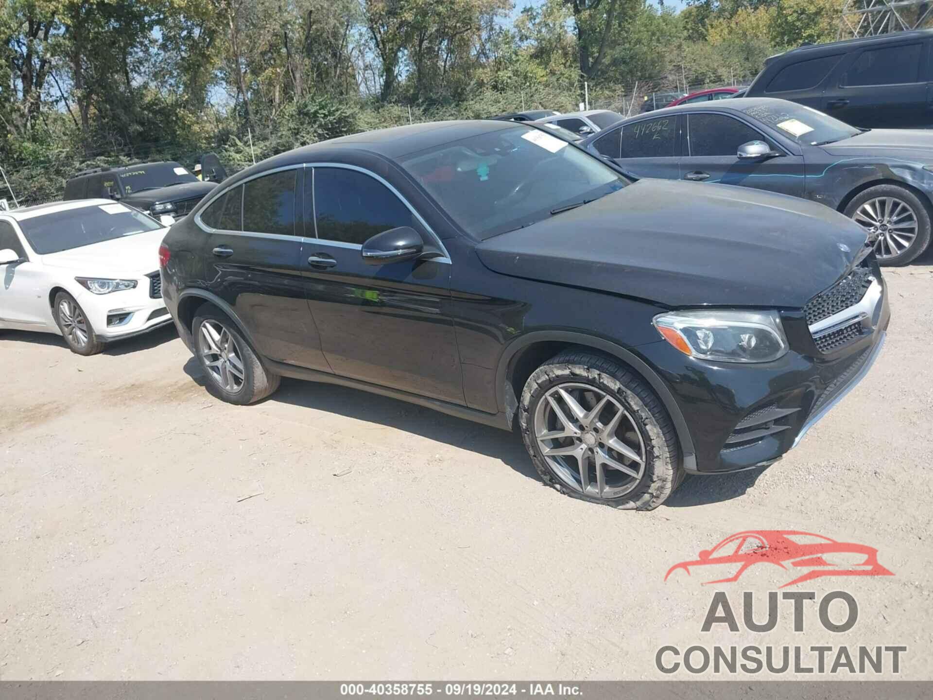 MERCEDES-BENZ GLC 300 COUPE 2017 - WDC0J4KB3HF193105