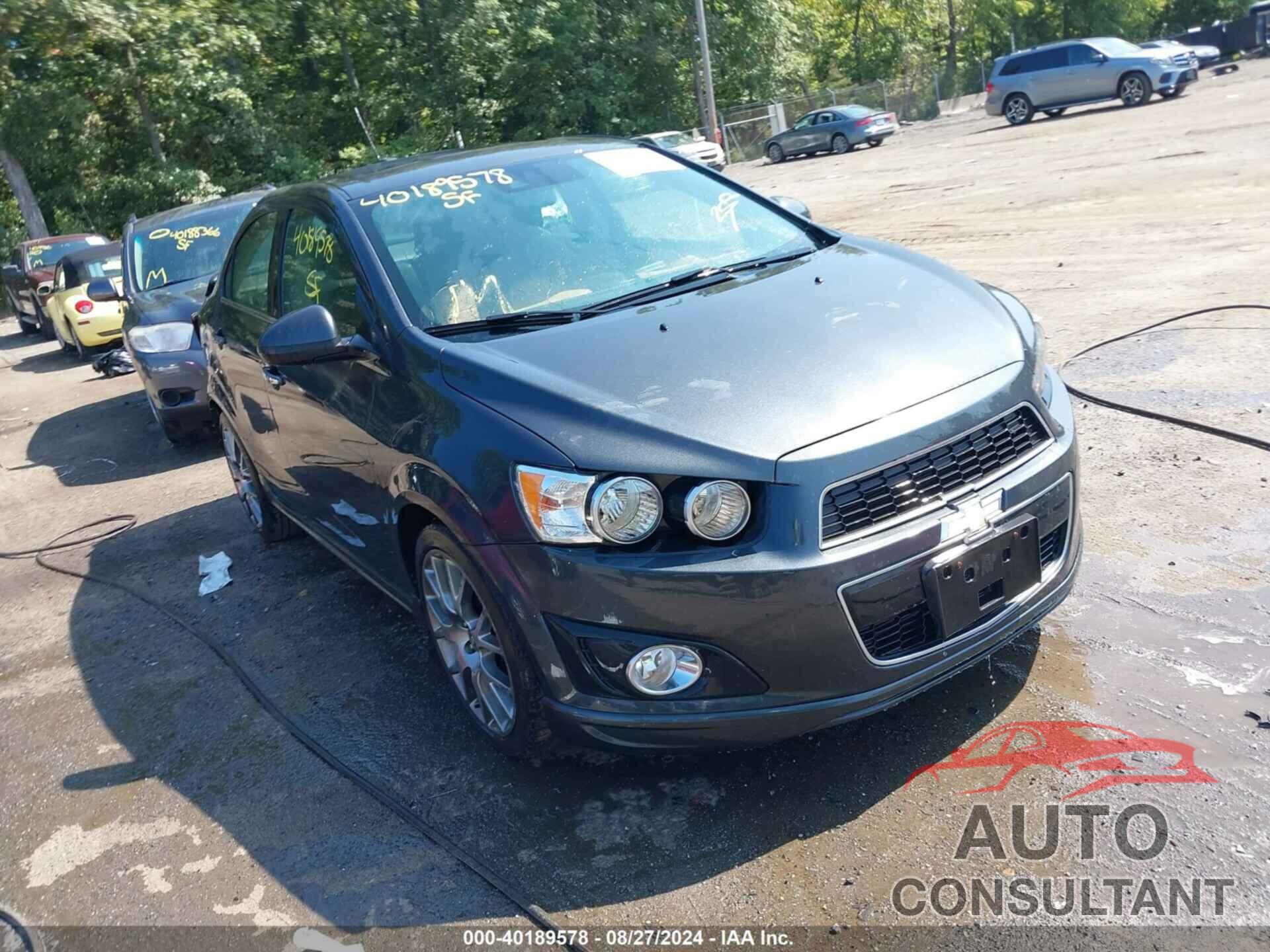 CHEVROLET SONIC 2016 - 1G1JE5SB0G4130034