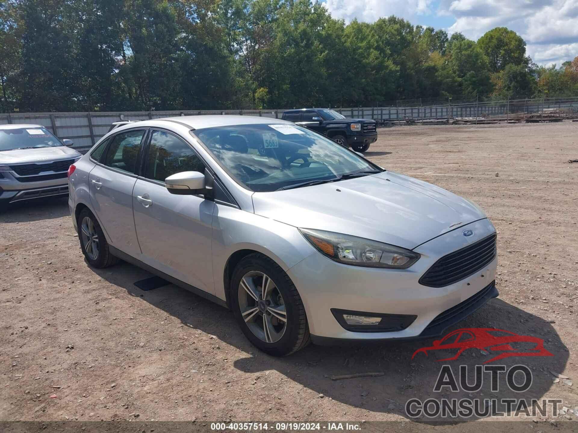 FORD FOCUS 2017 - 1FADP3FE4HL219741