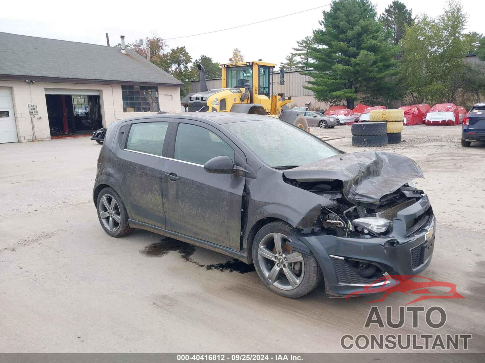 CHEVROLET SONIC 2016 - 1G1JG6SB9G4104869