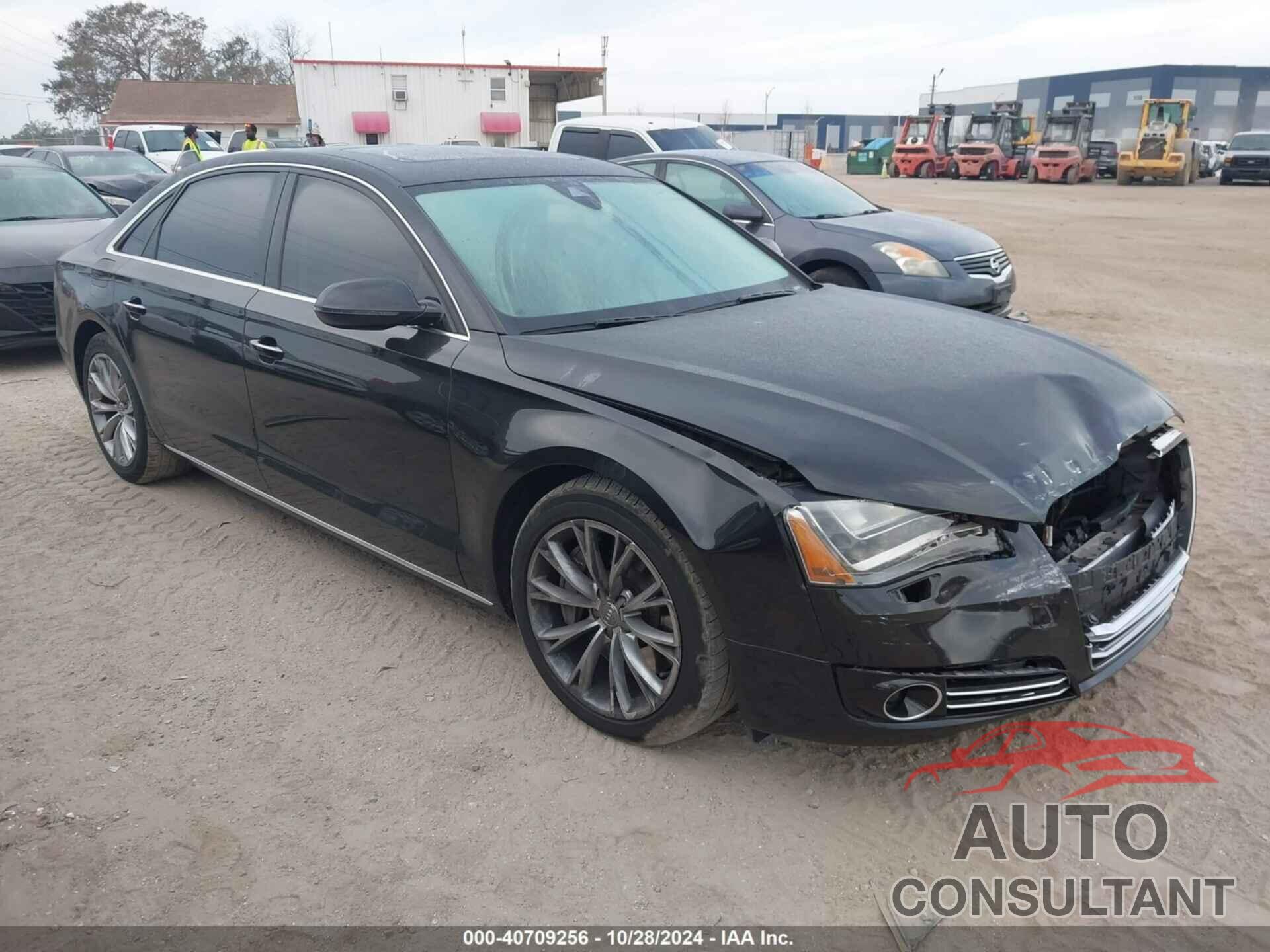 AUDI A8 L 2011 - WAURVAFD6BN006039
