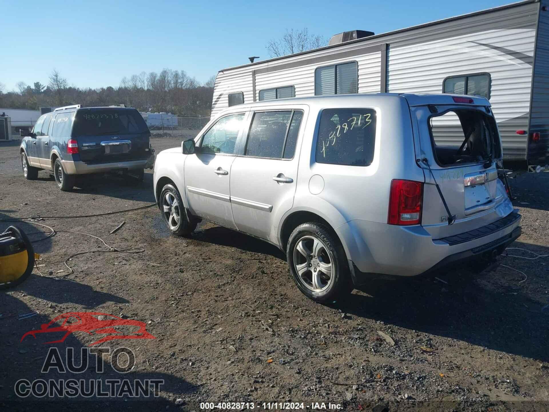 HONDA PILOT 2015 - 5FNYF4H46FB035488