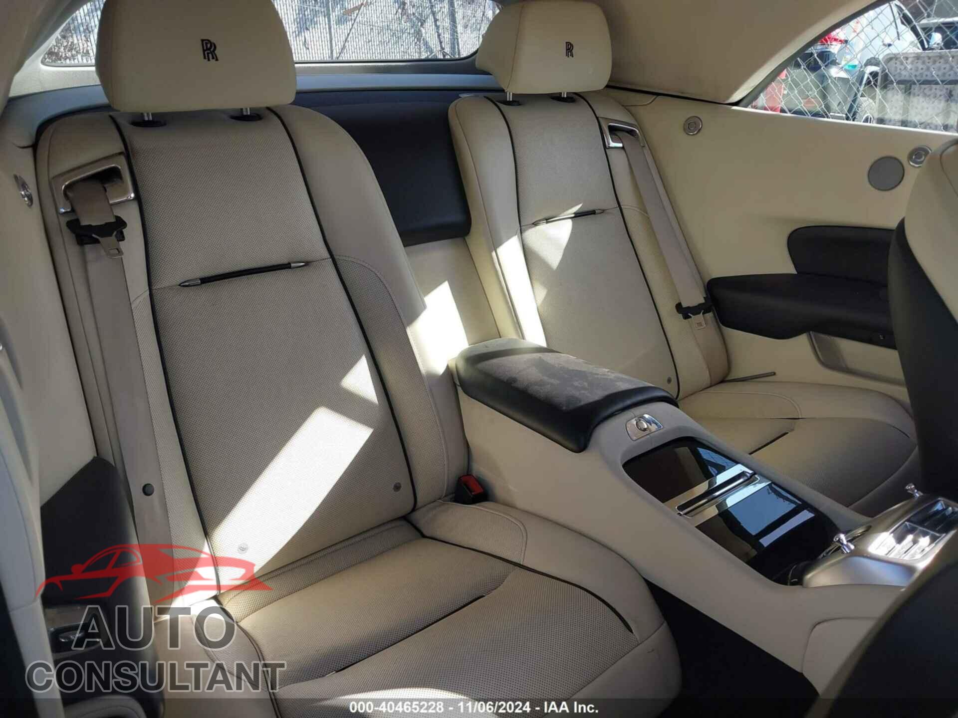 ROLLS-ROYCE DAWN 2017 - SCA666D54HU107016
