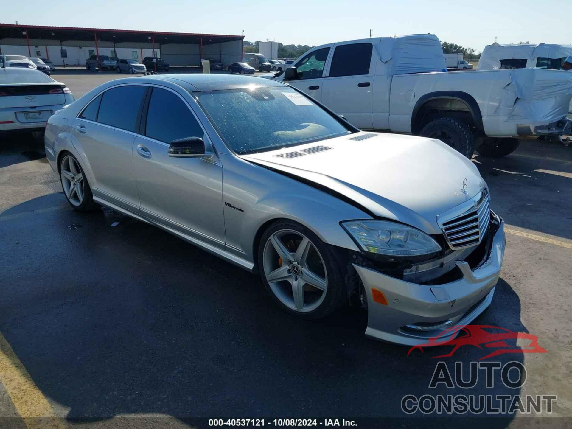 MERCEDES-BENZ S 550 2012 - WDDNG7DB6CA454795