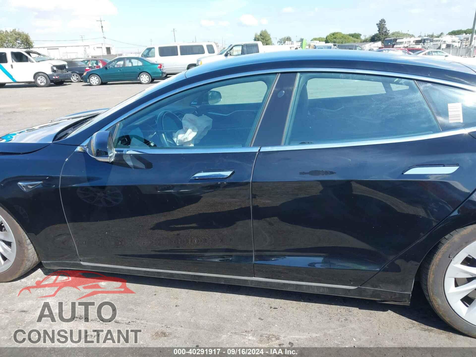 TESLA MODEL S 2017 - 5YJSA1E10HF225898